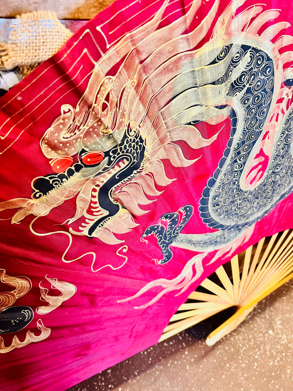 Dragon Wall Fan