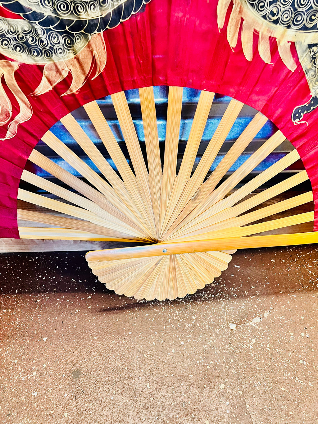 Dragon Wall Fan