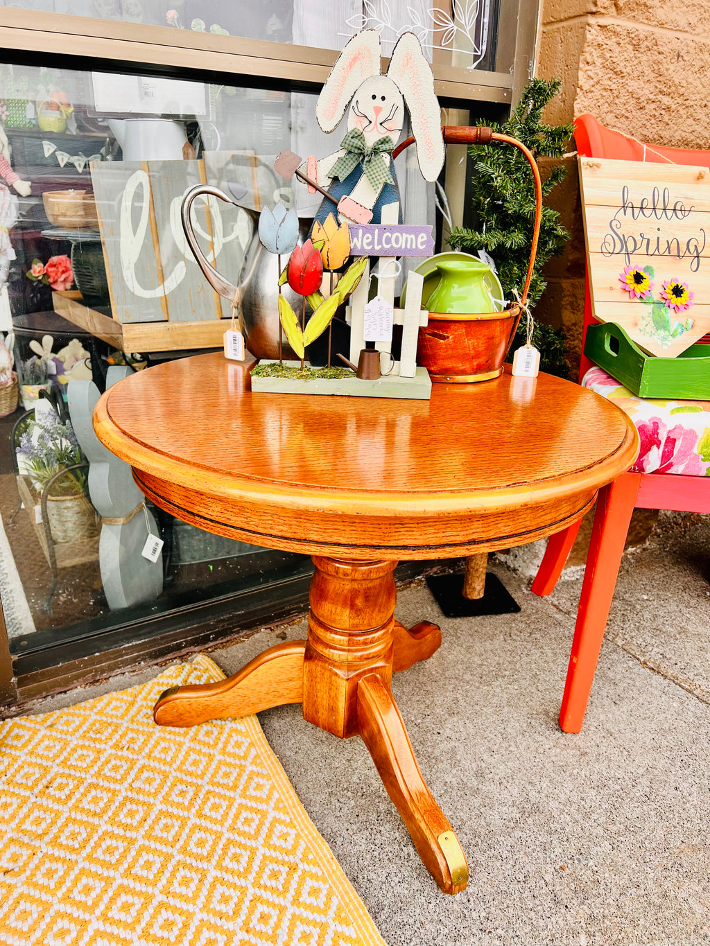 Round Side Table