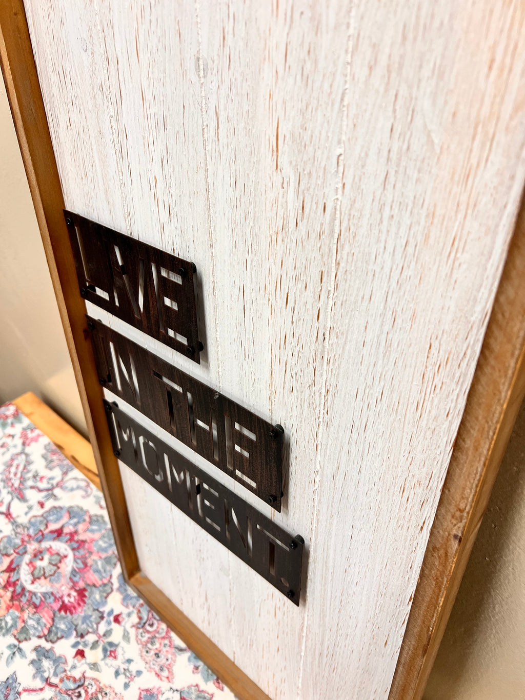 Live in the Moment Sign