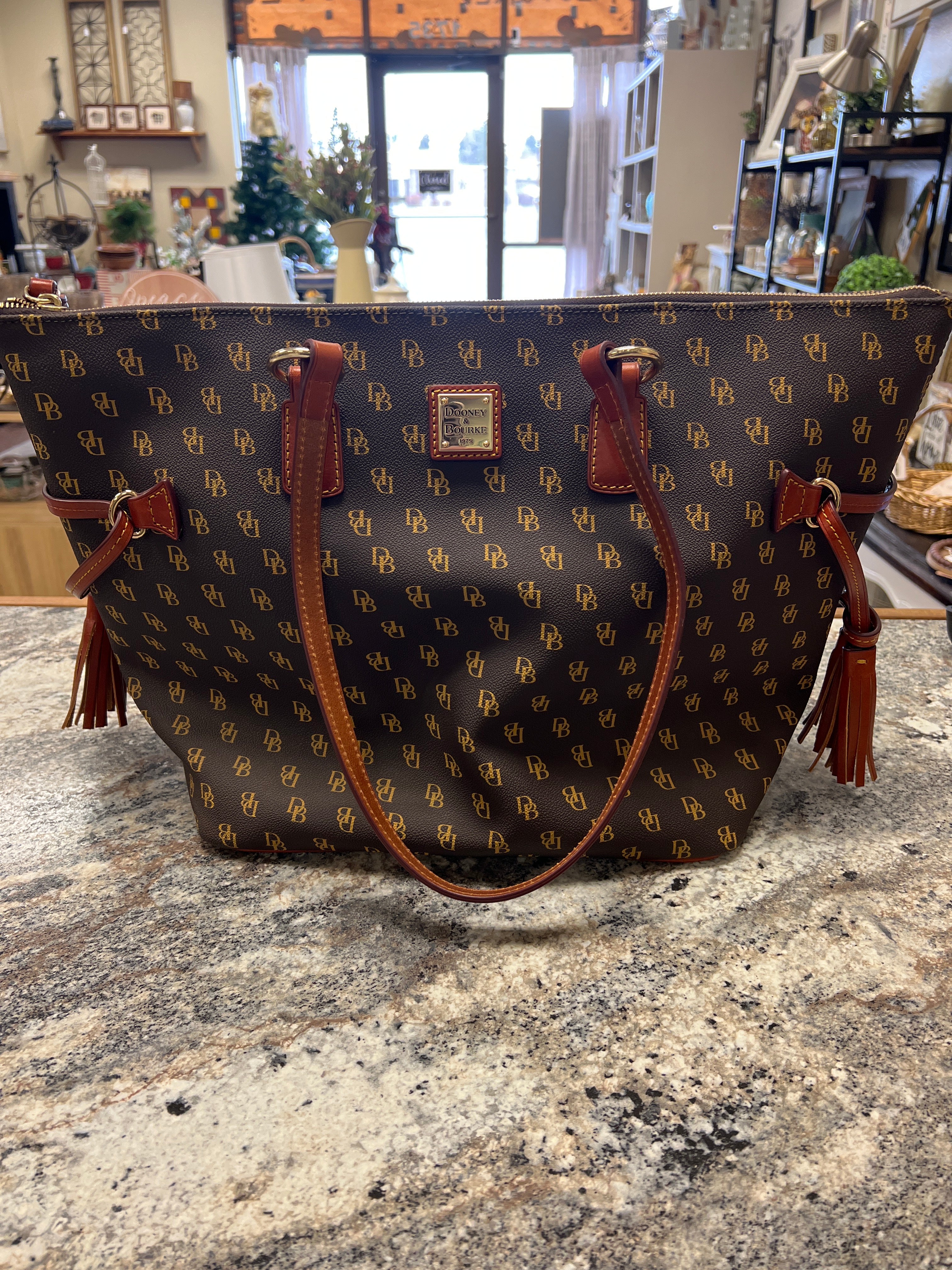 Dooney & Bourke Purse