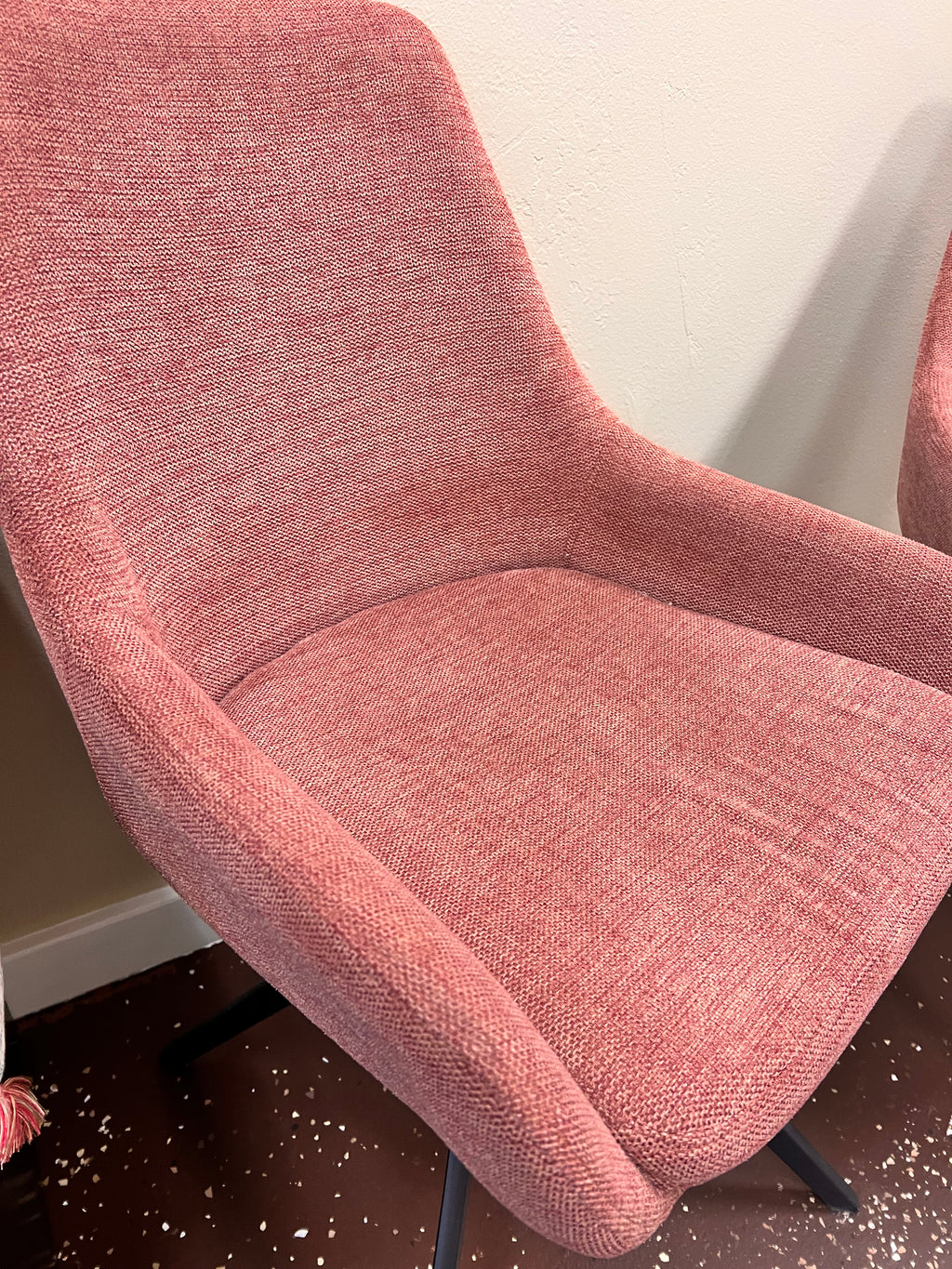 Modern Linen Upholstered Swivel Office Chair