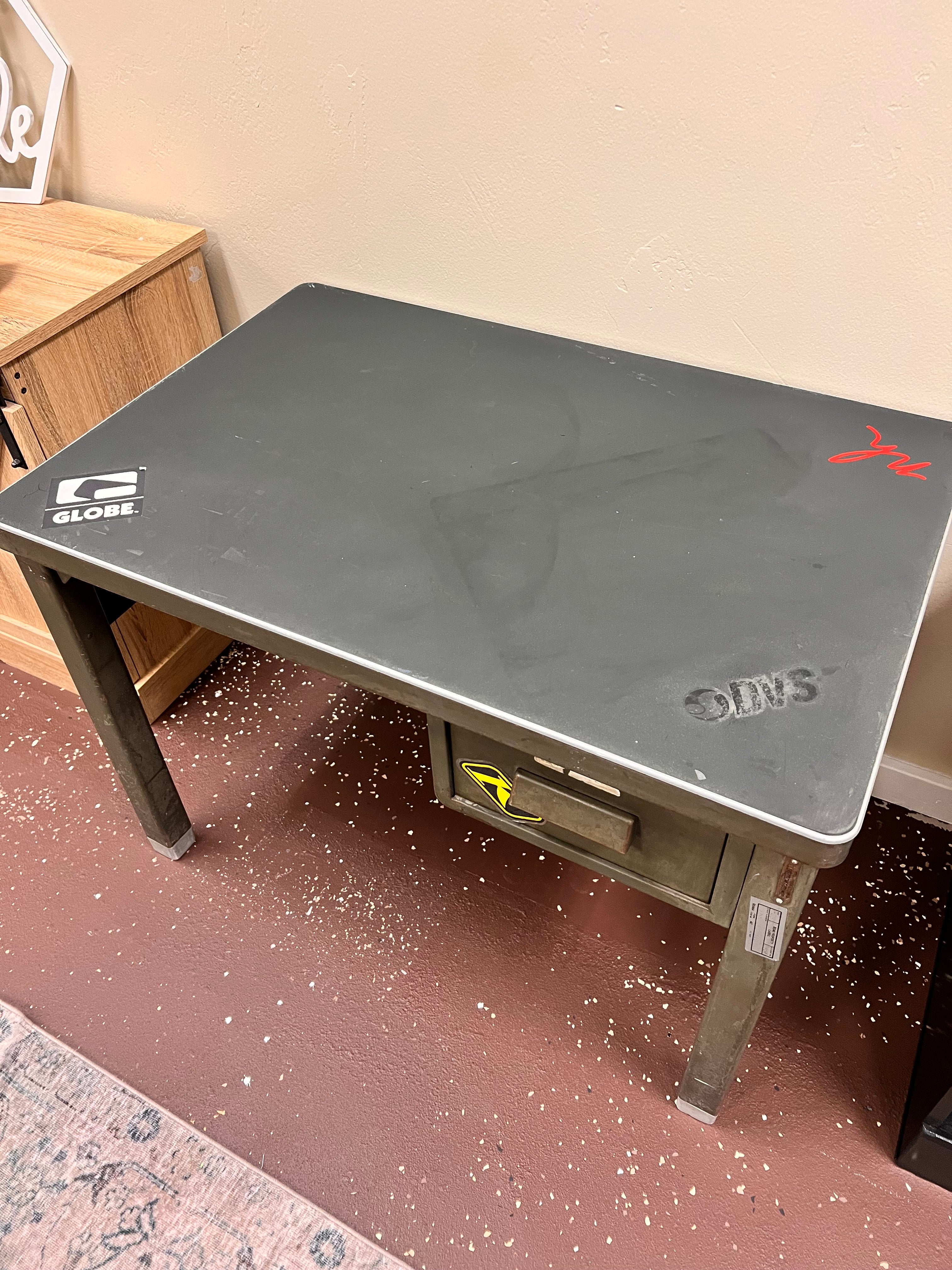 Metal Kids Shop Desk