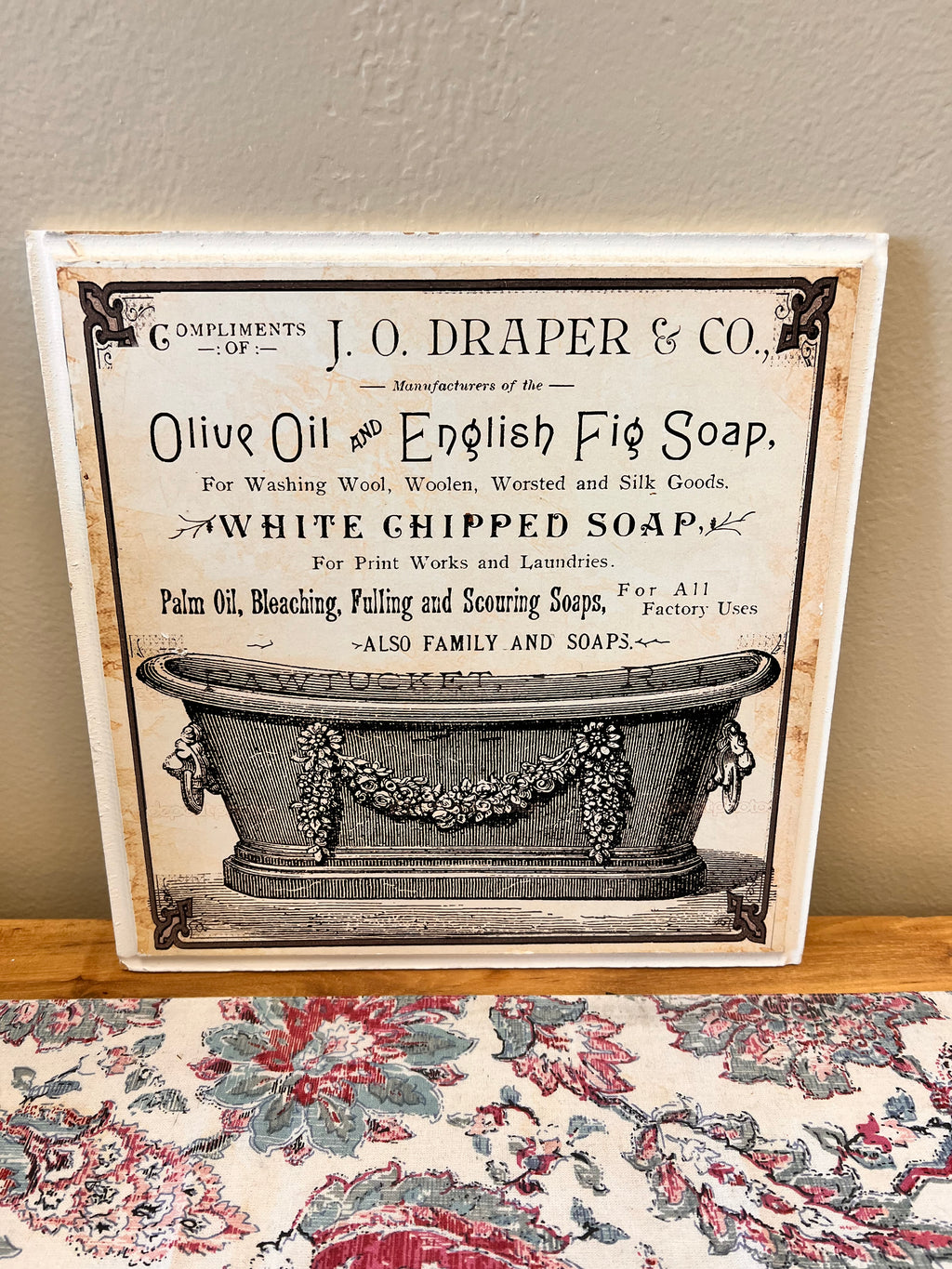 White Tub Sign