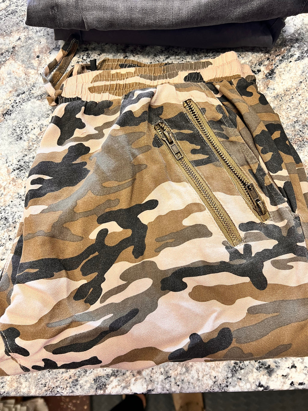 Ladies Pants