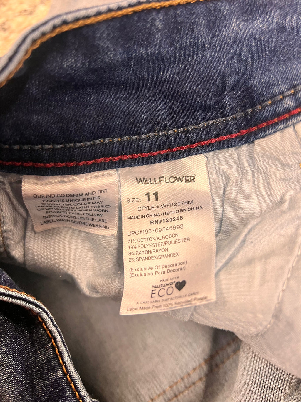 Wallflower Capri
