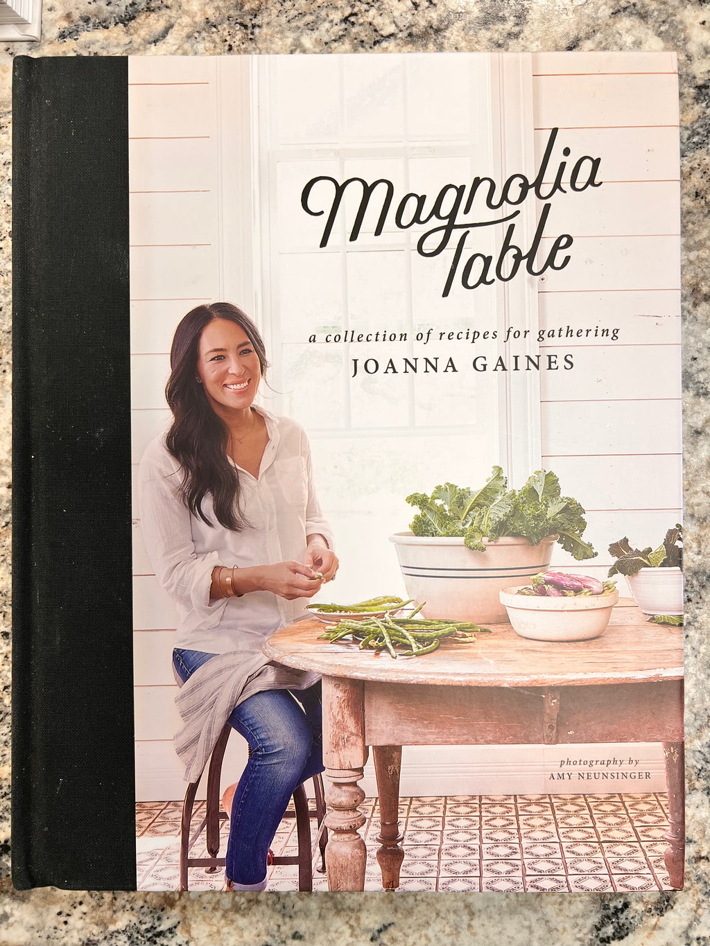 Magnolia Book