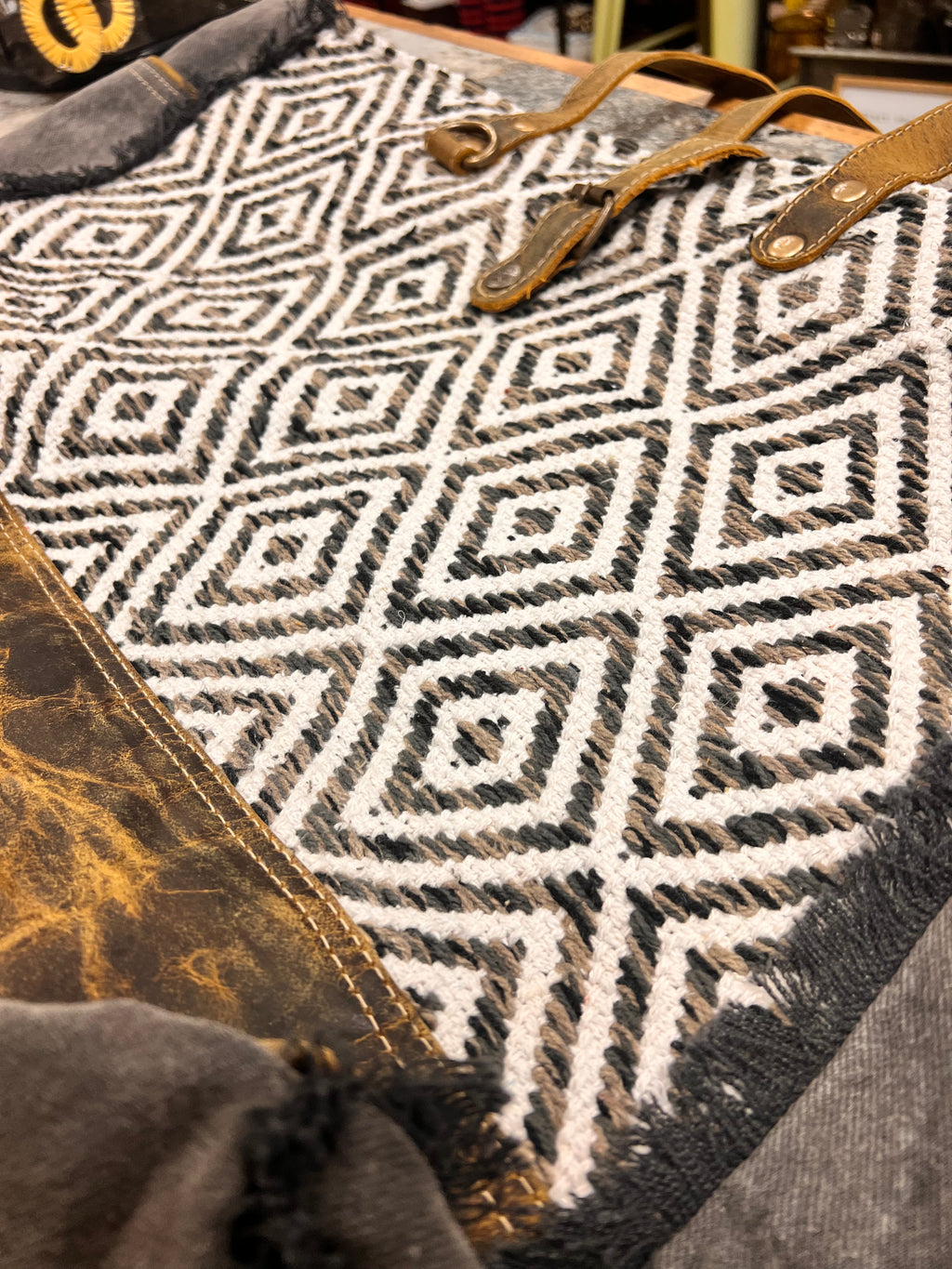 Myra Travel Bag