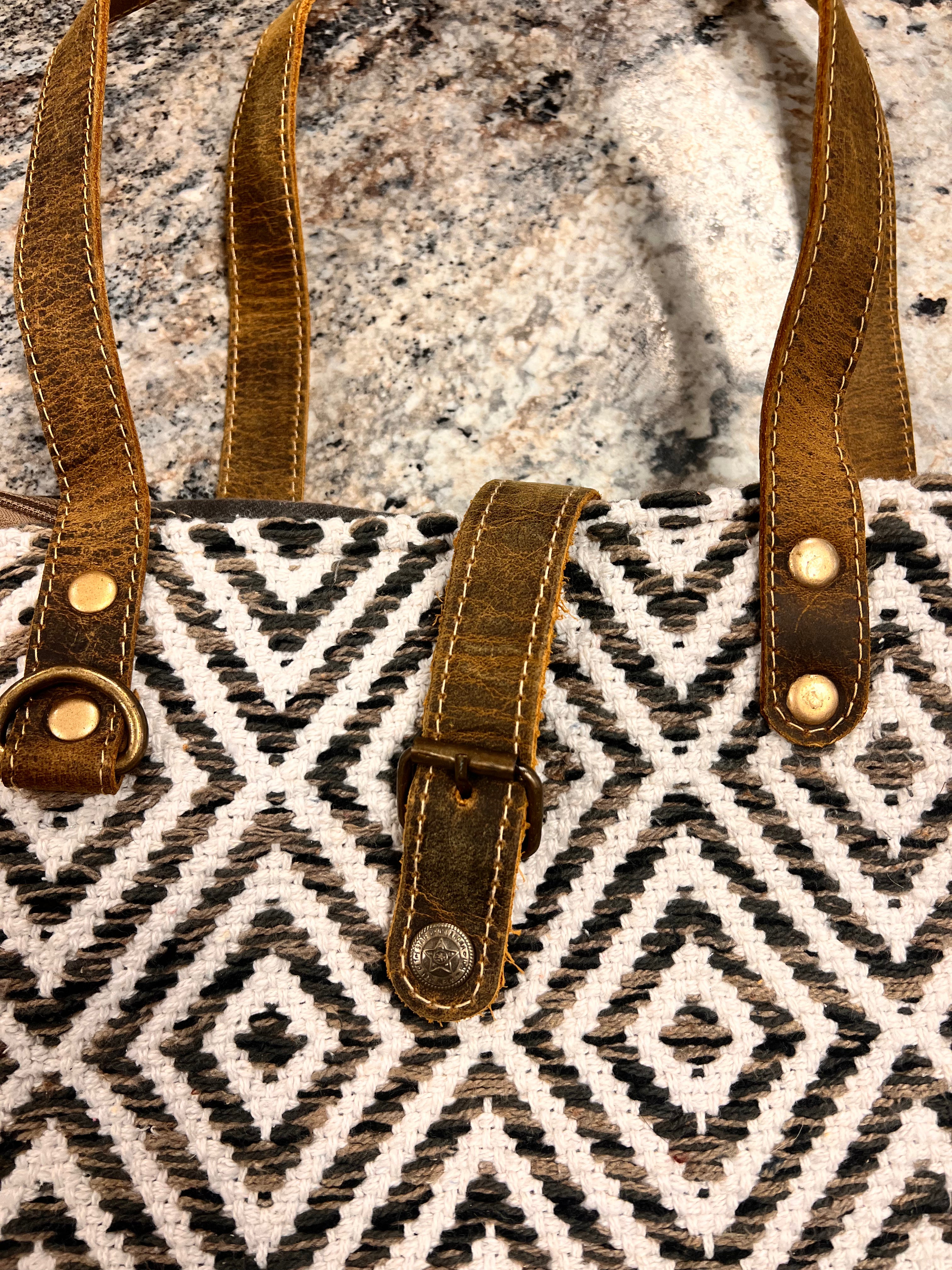 Myra Travel Bag
