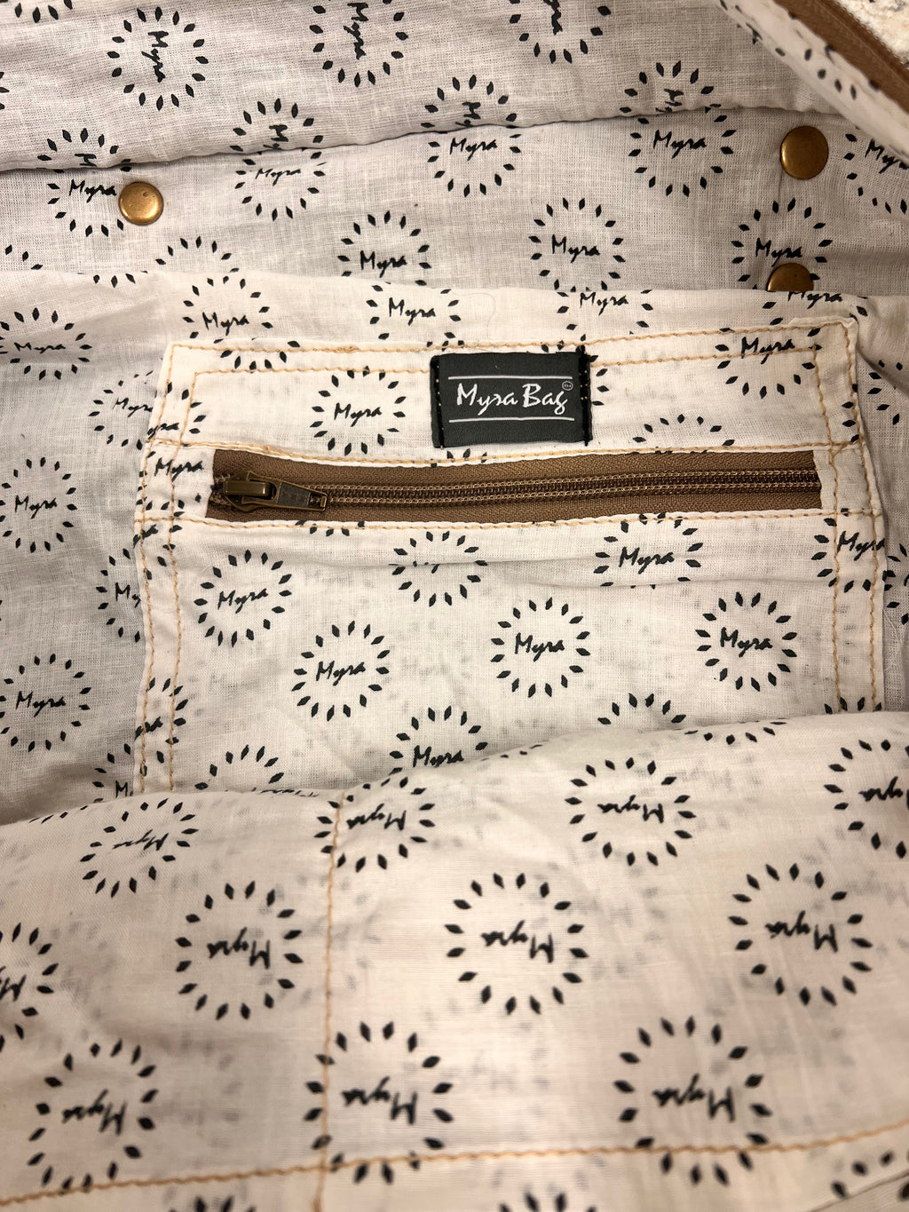 Myra Travel Bag