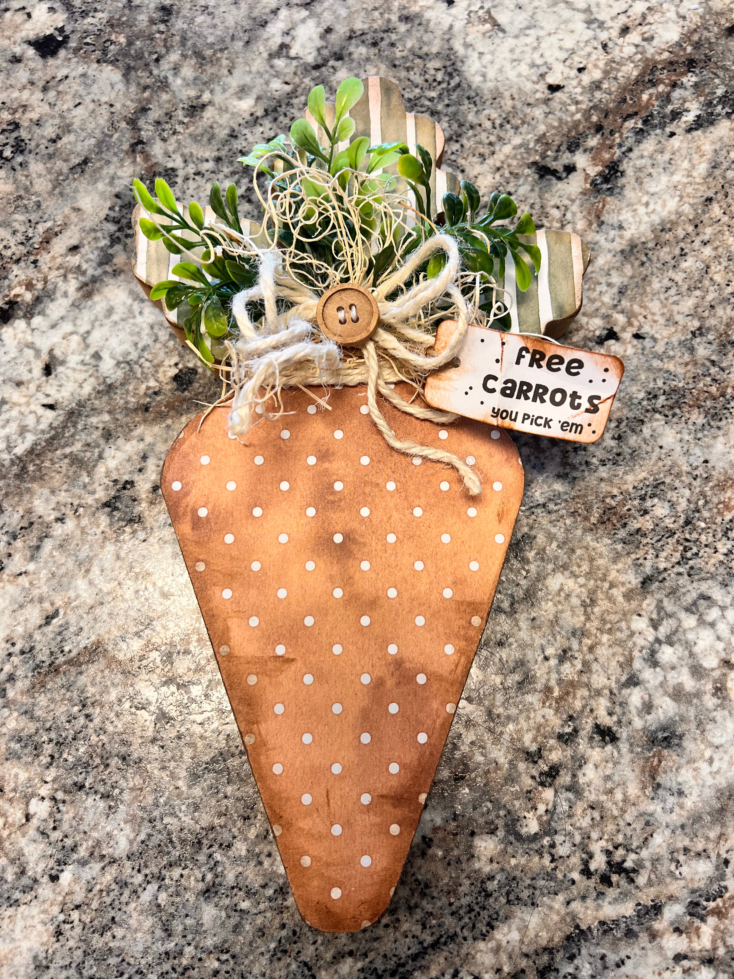 Wood Carrot