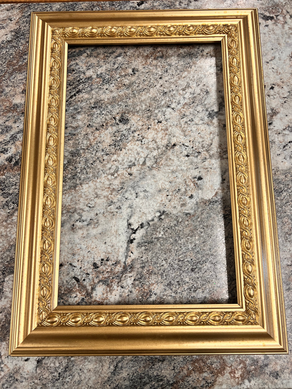 20.5x14.5 Gold Frame