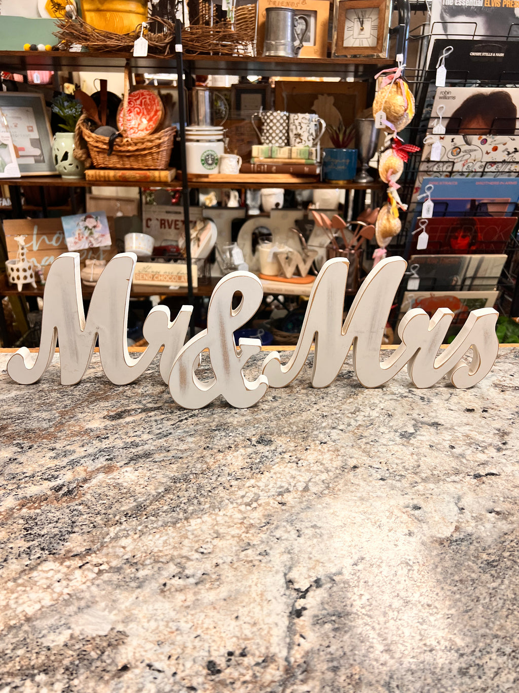 Mr Mrs Sign