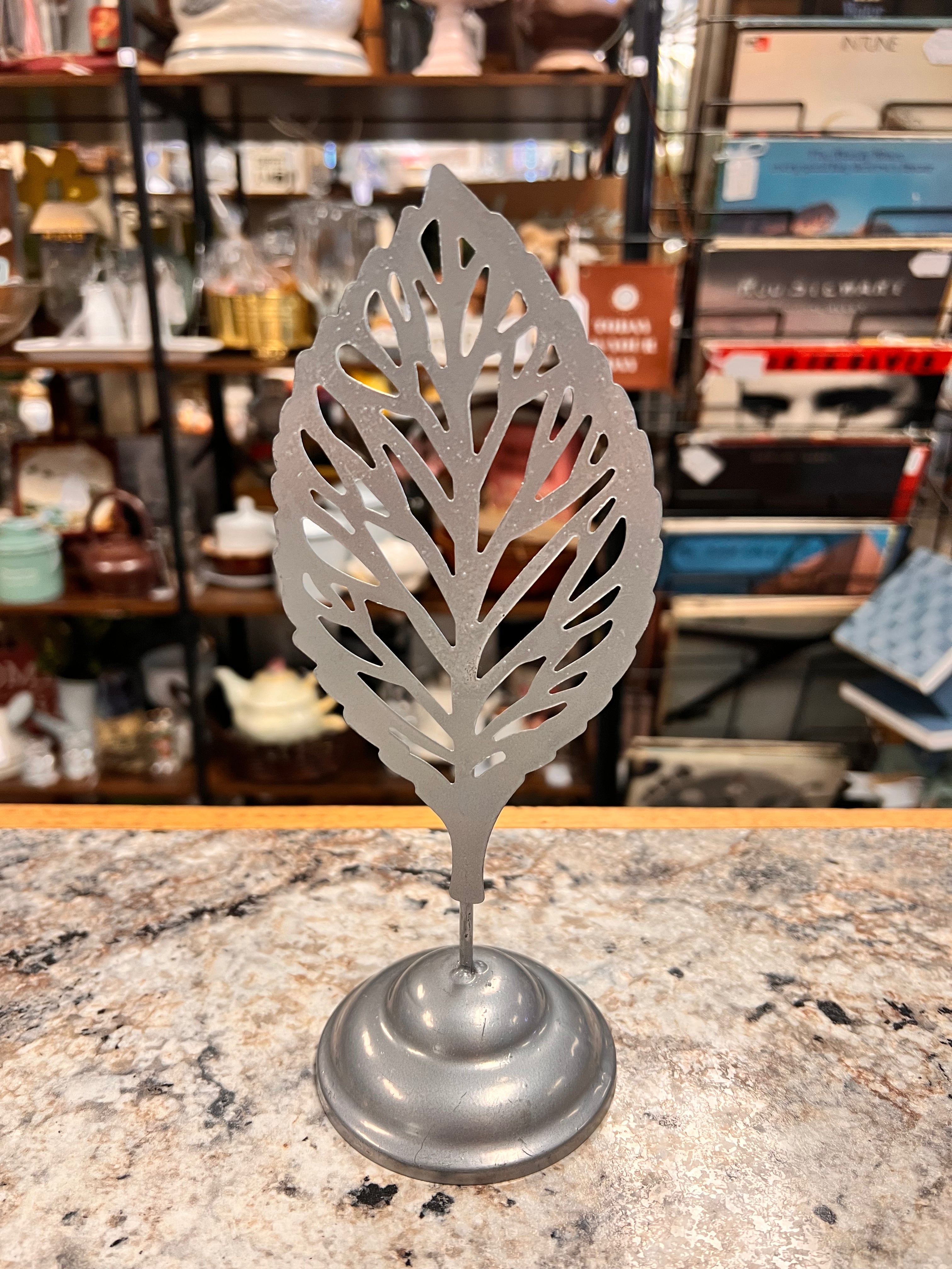 Leaf Decor