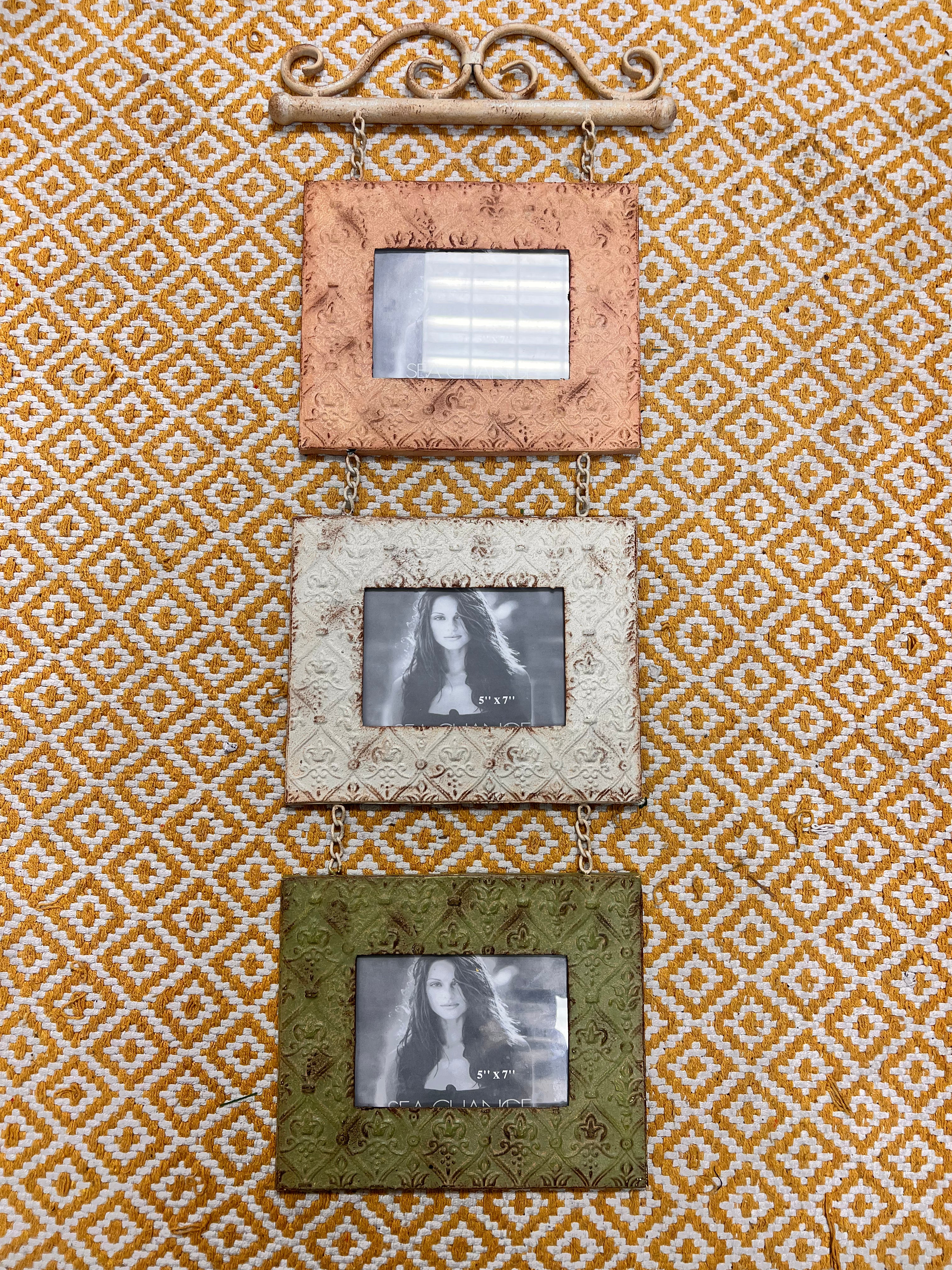 Hanging Picture Frame