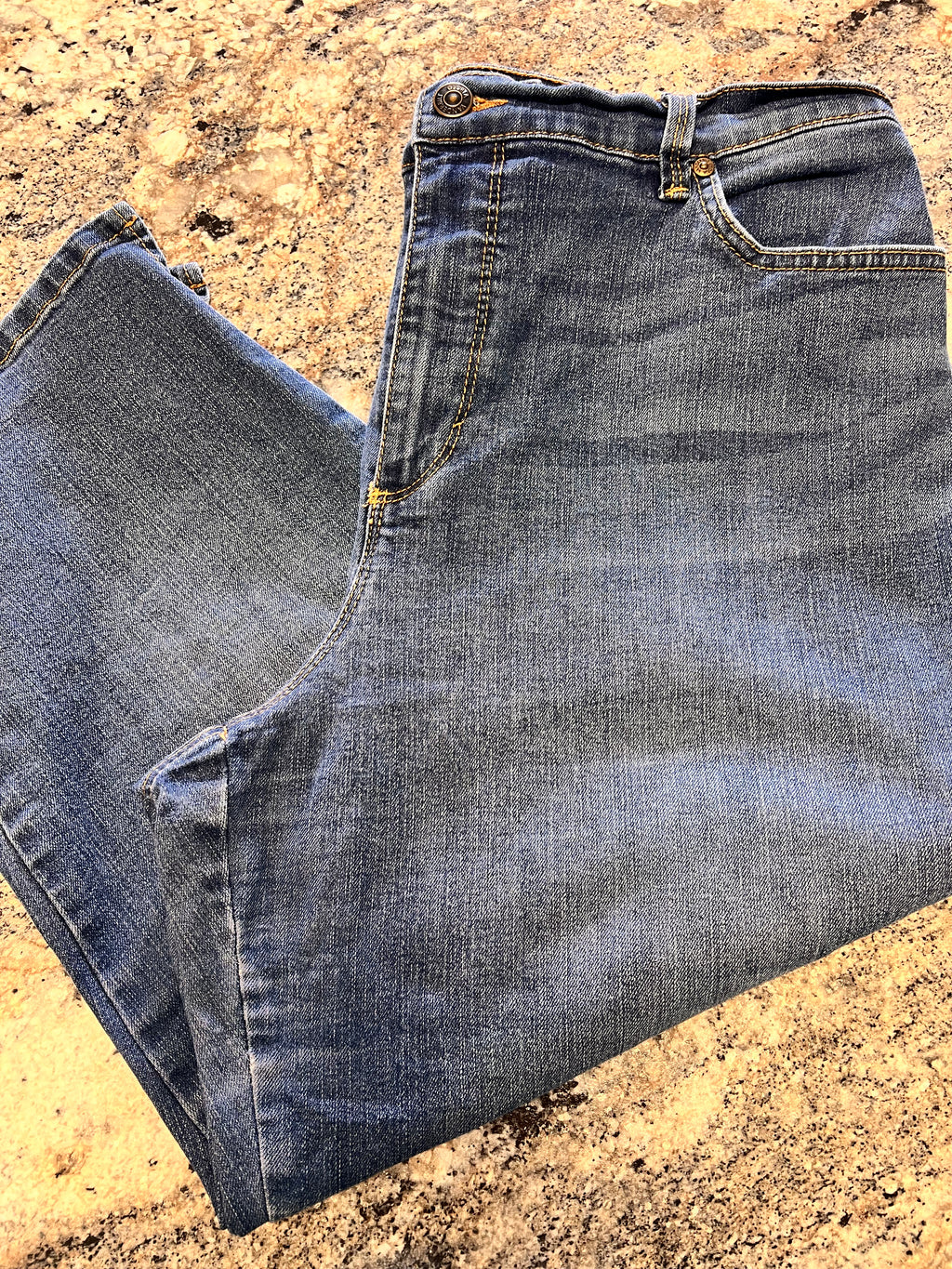 GV Capri Jean 14