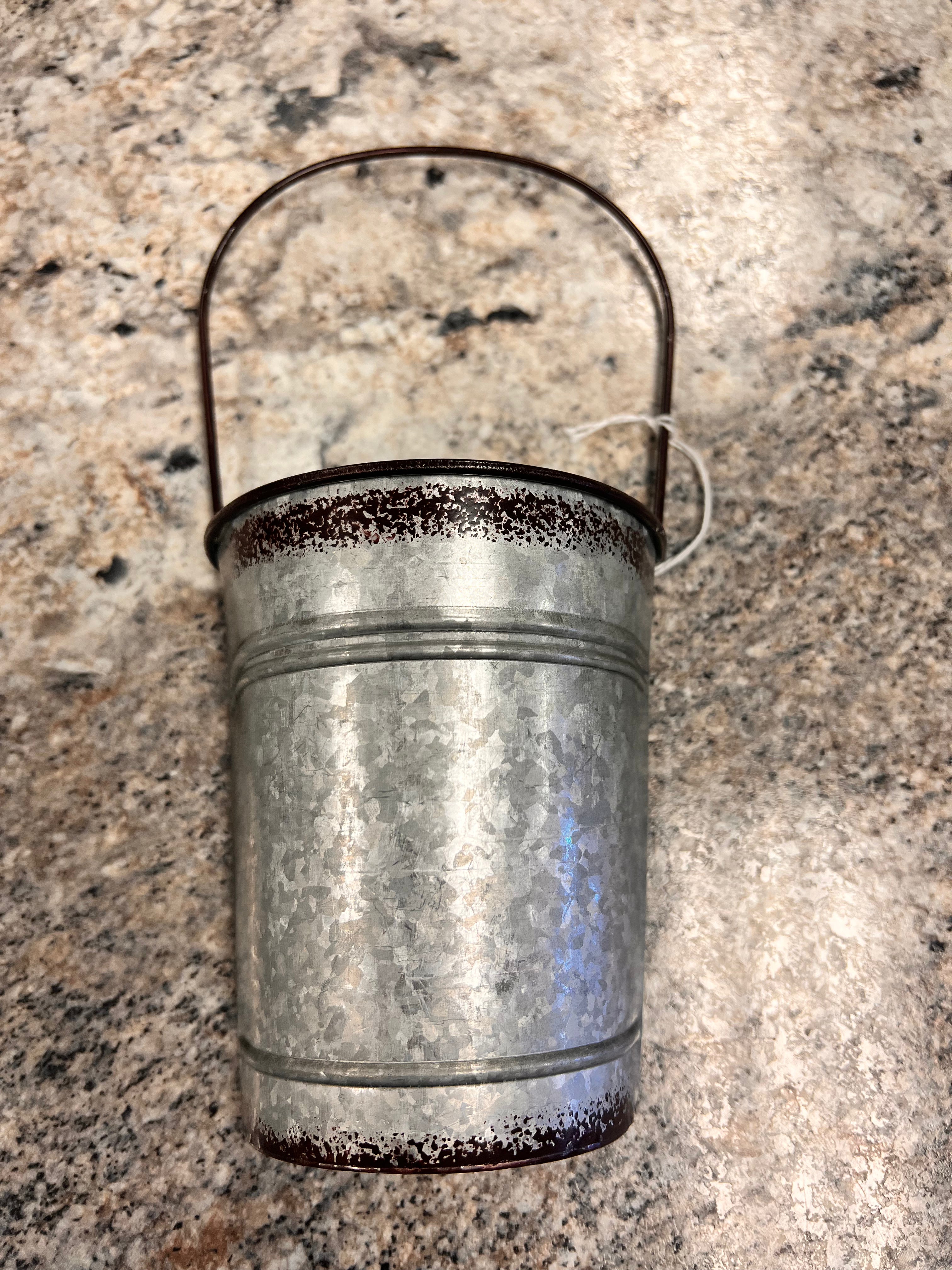 Tin Wall Hanger