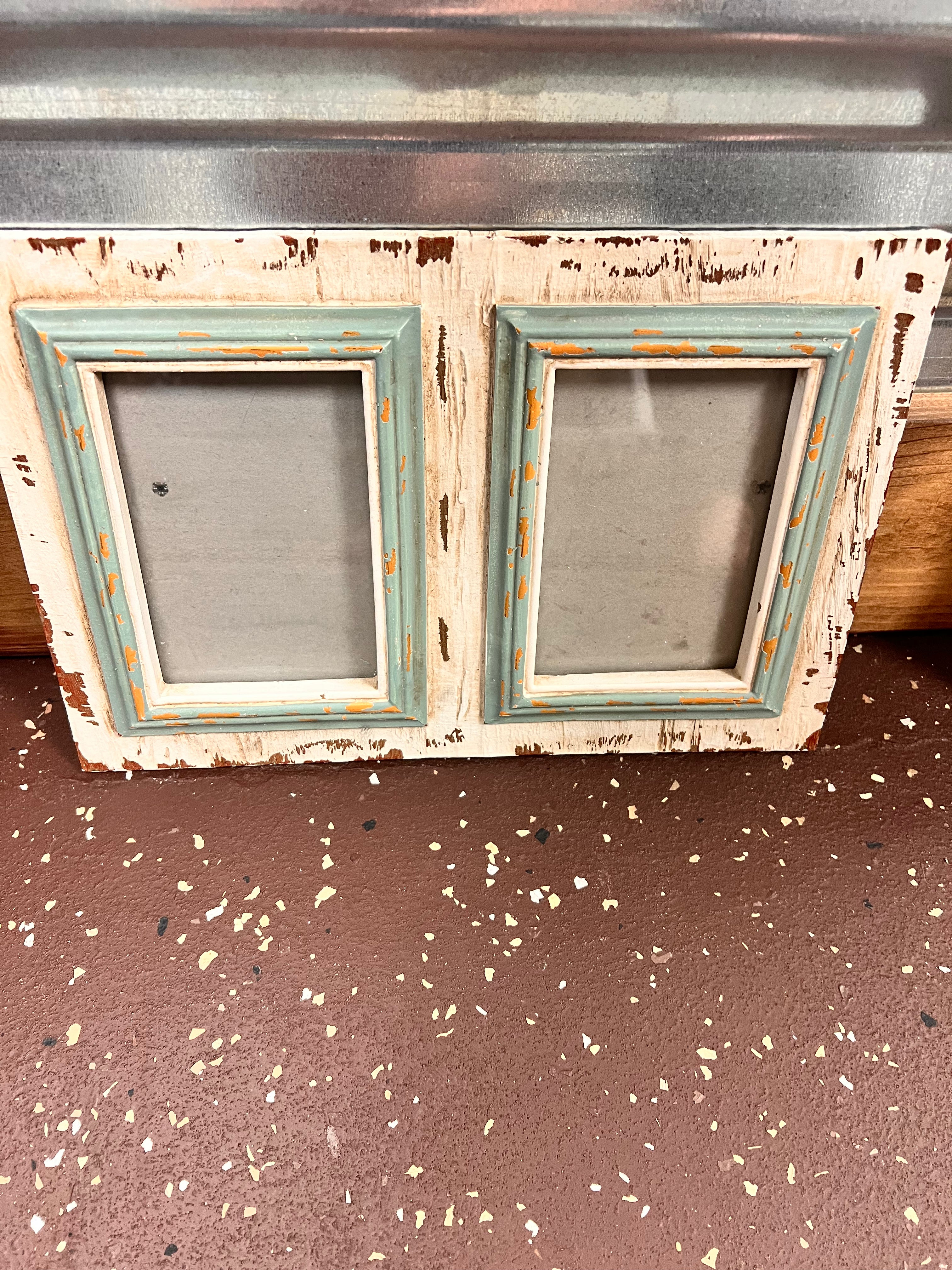Double Picture Frame