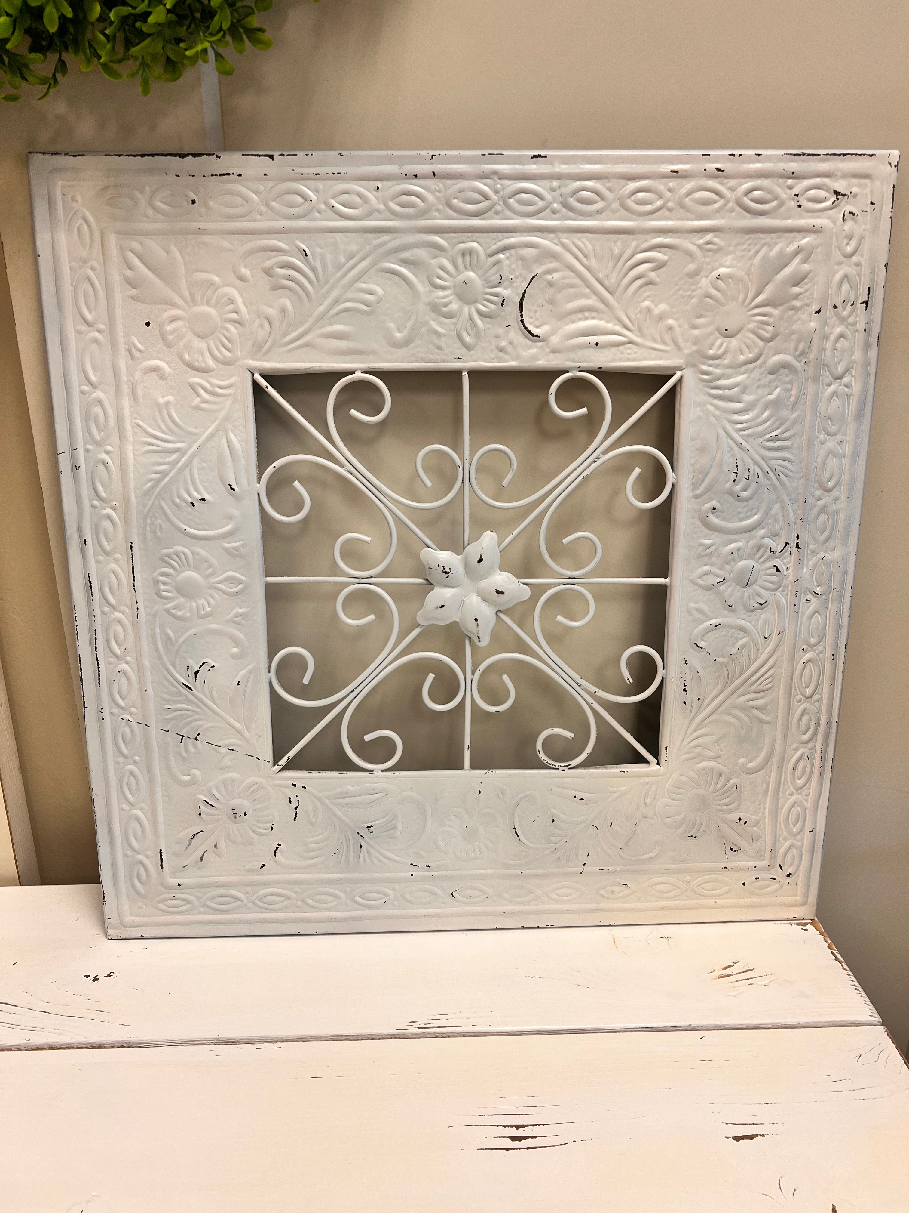 Metal Hanging Decor