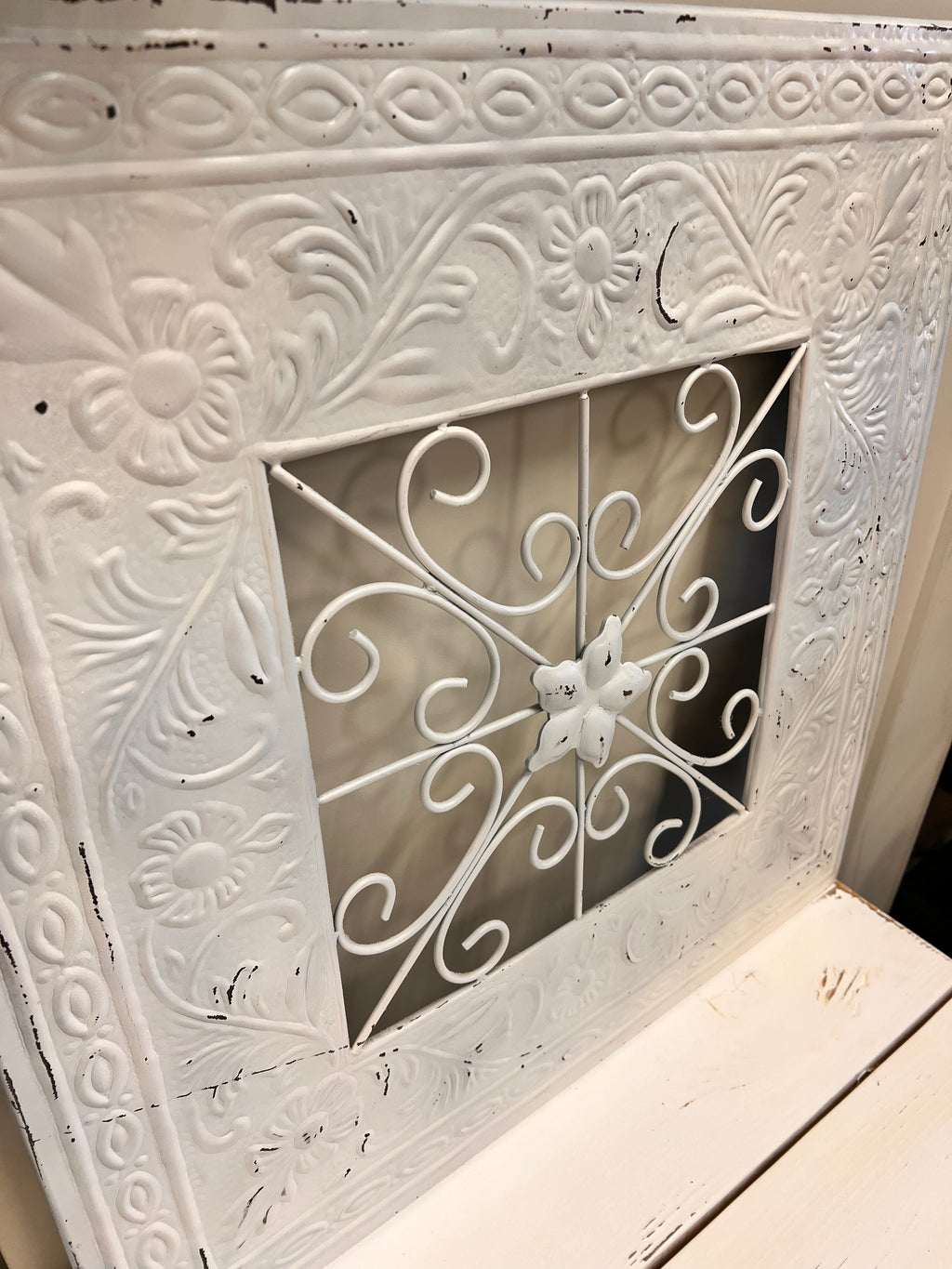 Metal Hanging Decor