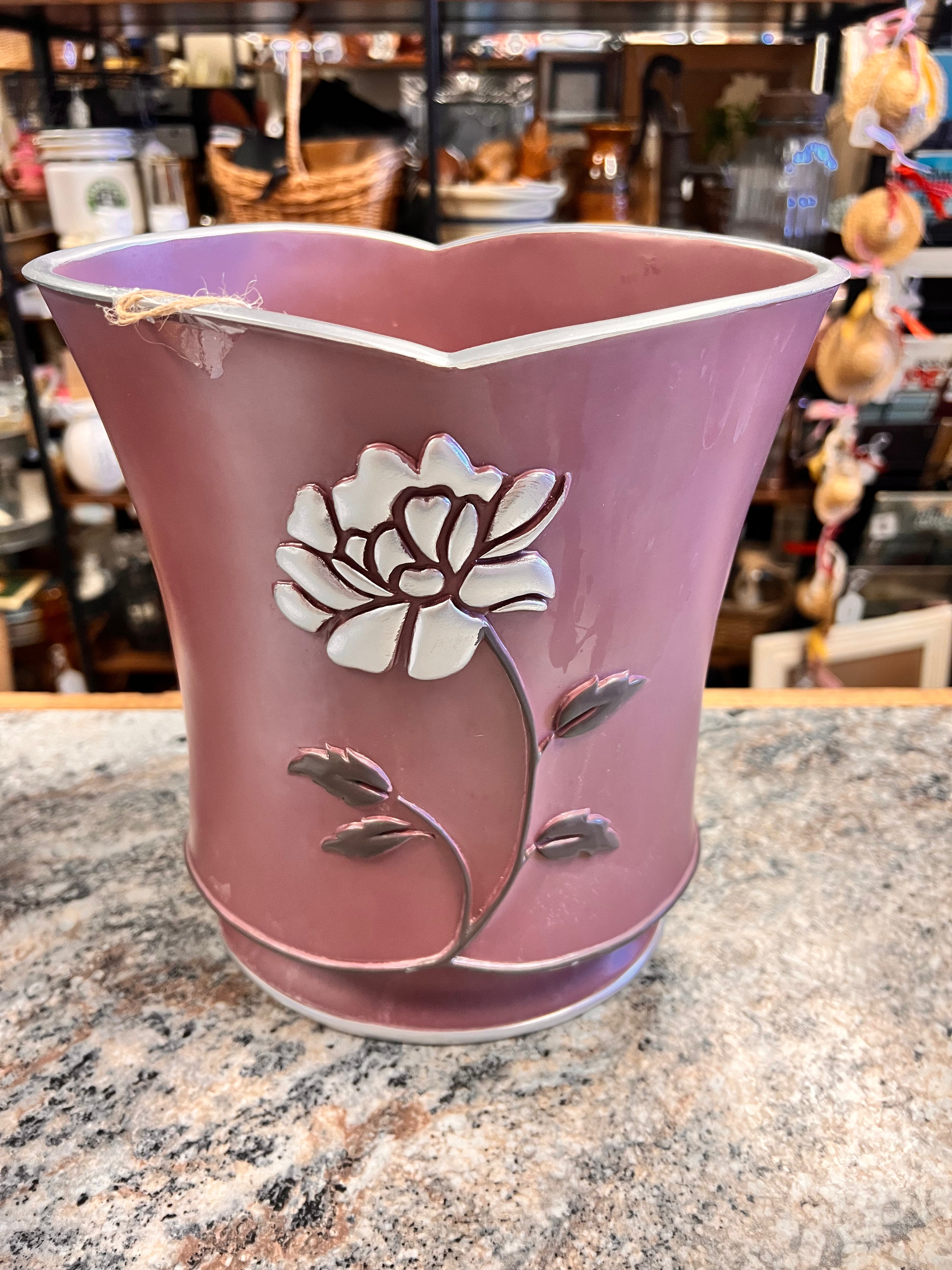 Wastebasket