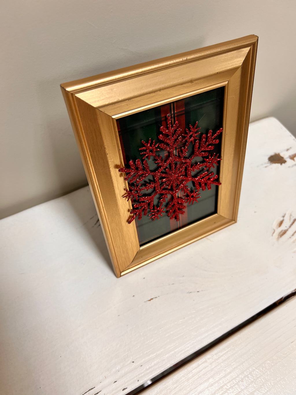 Snowflake Gold Frame