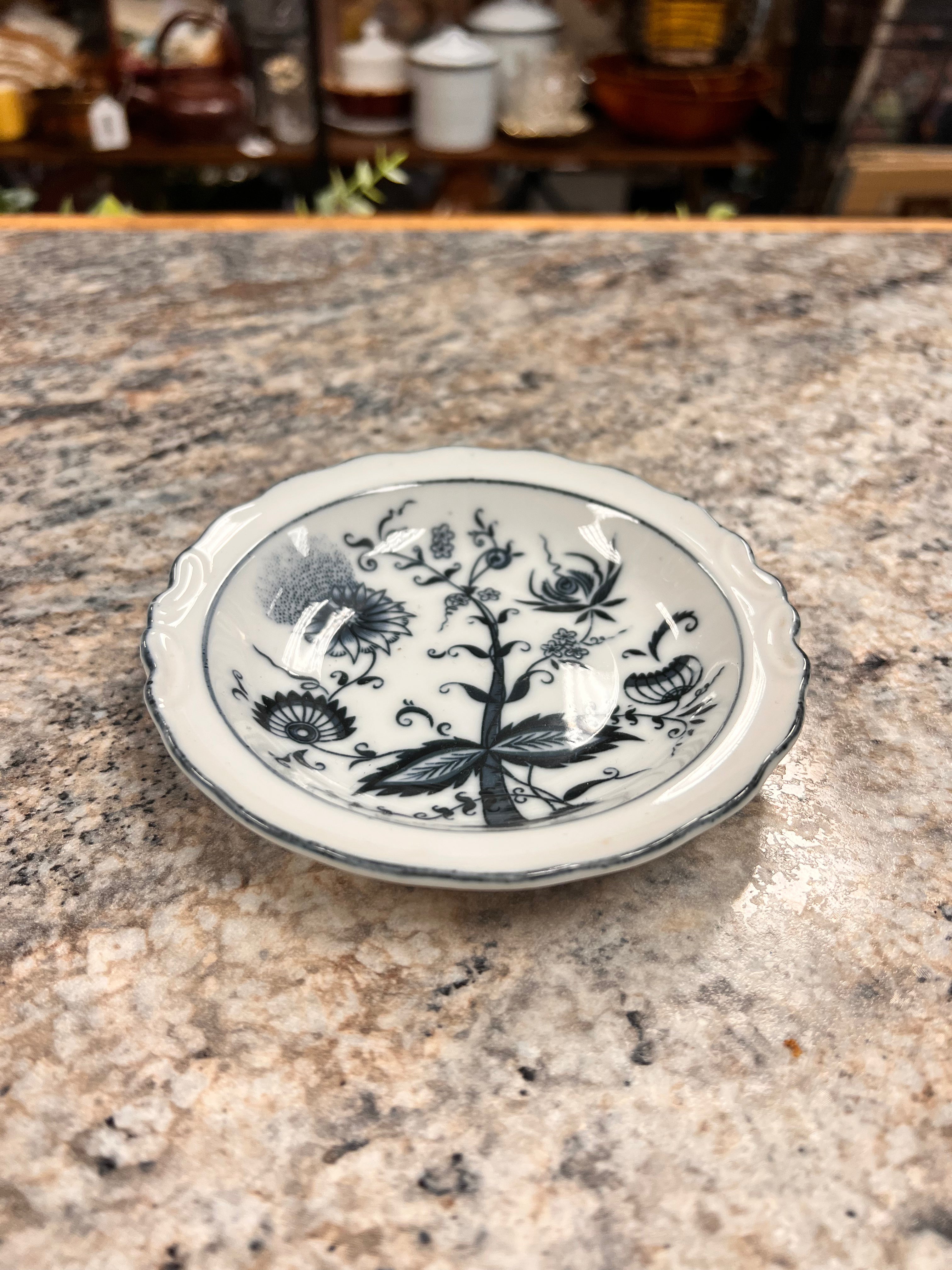 Blue Onion Plate