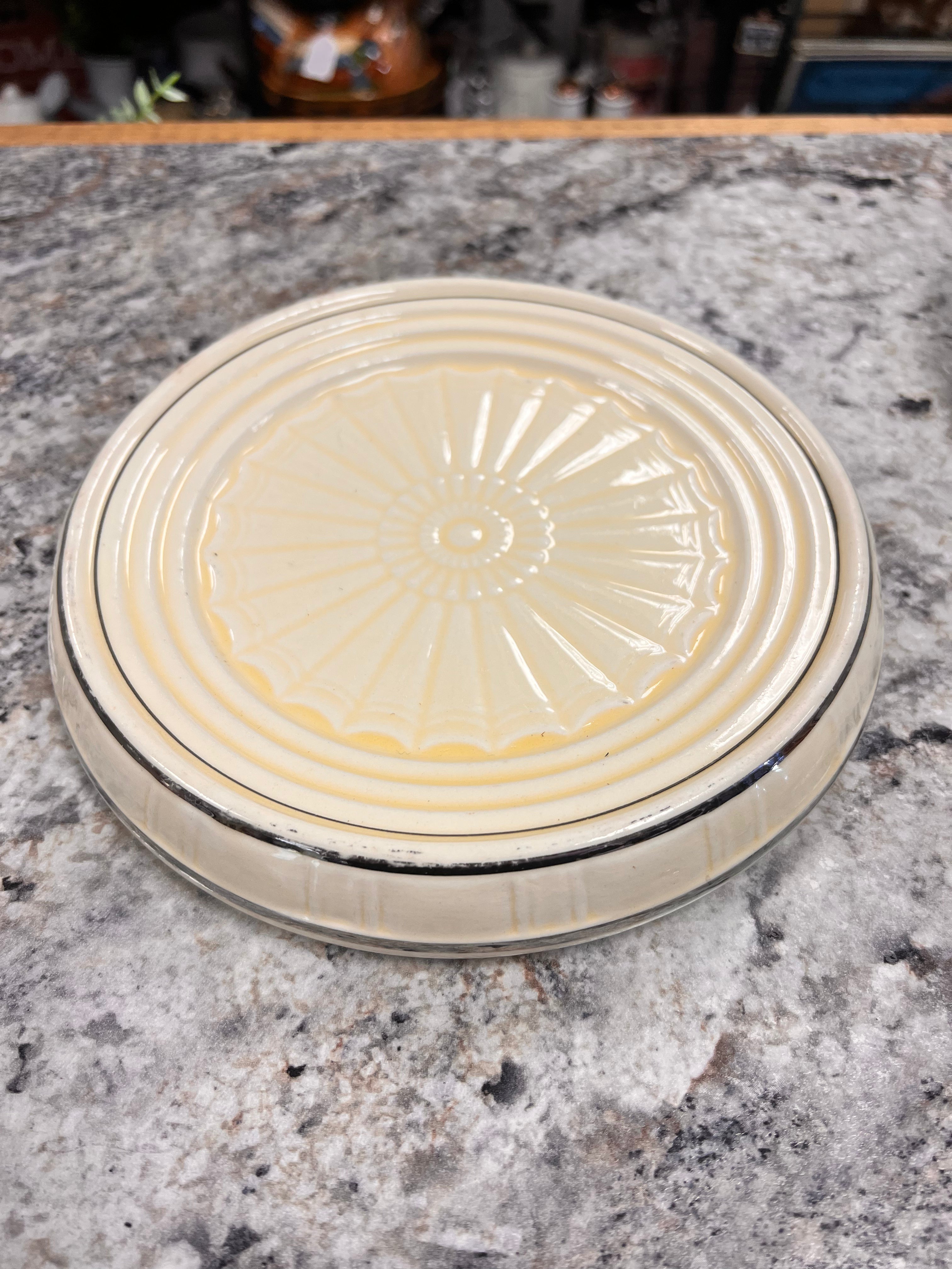 1950s Trivet