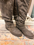 Ladies Boots 7.5