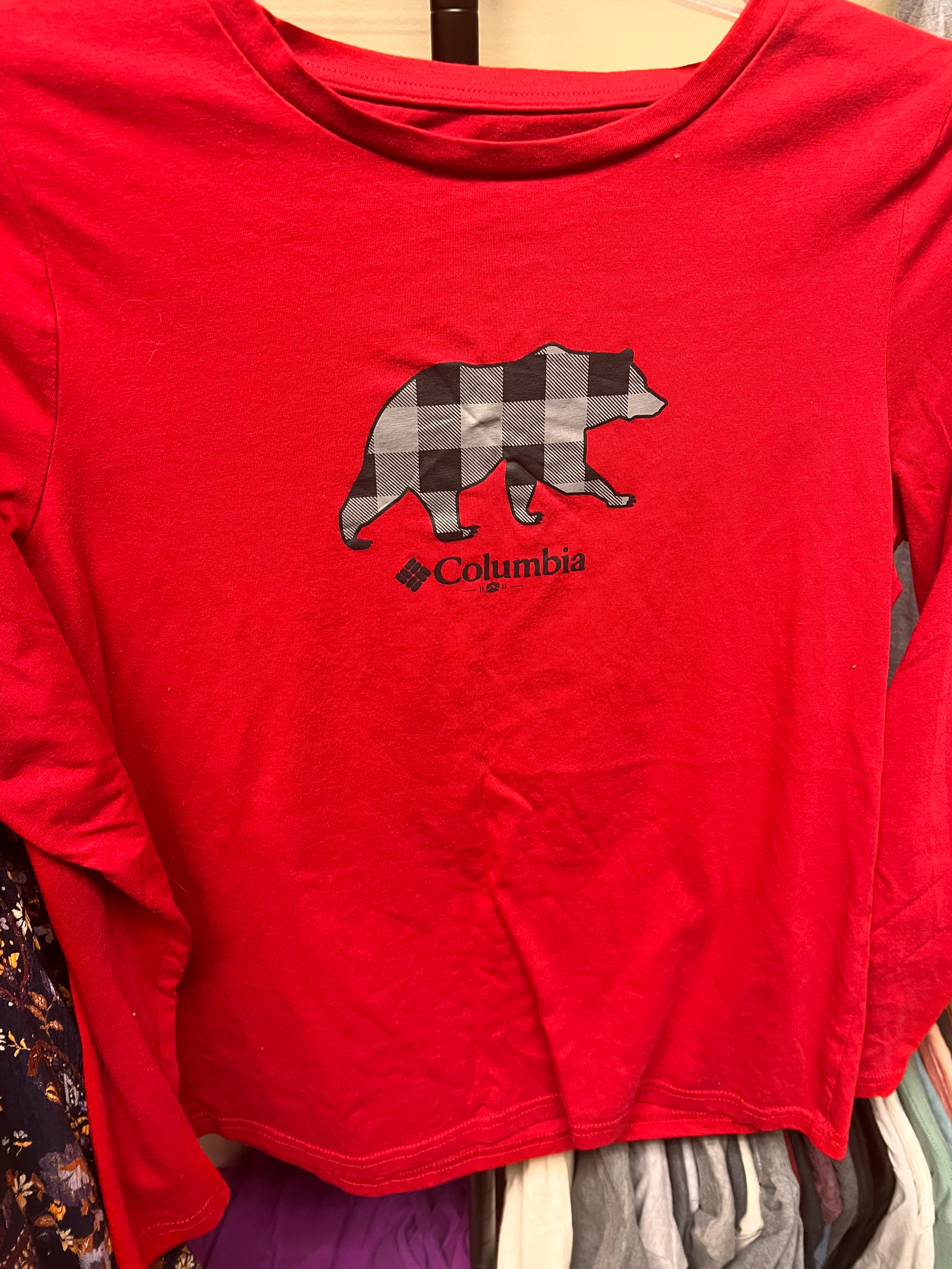 Red Columbia M
