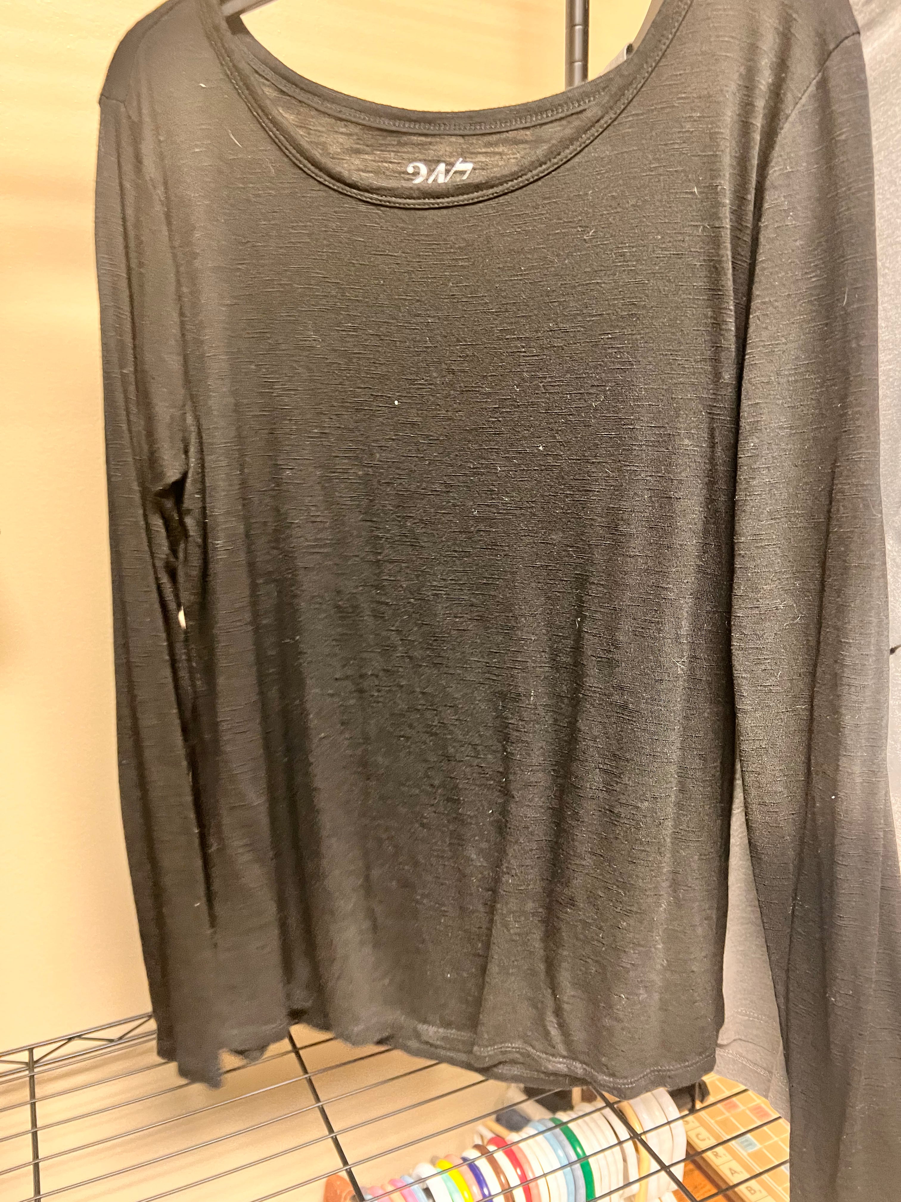 Black Shirt M