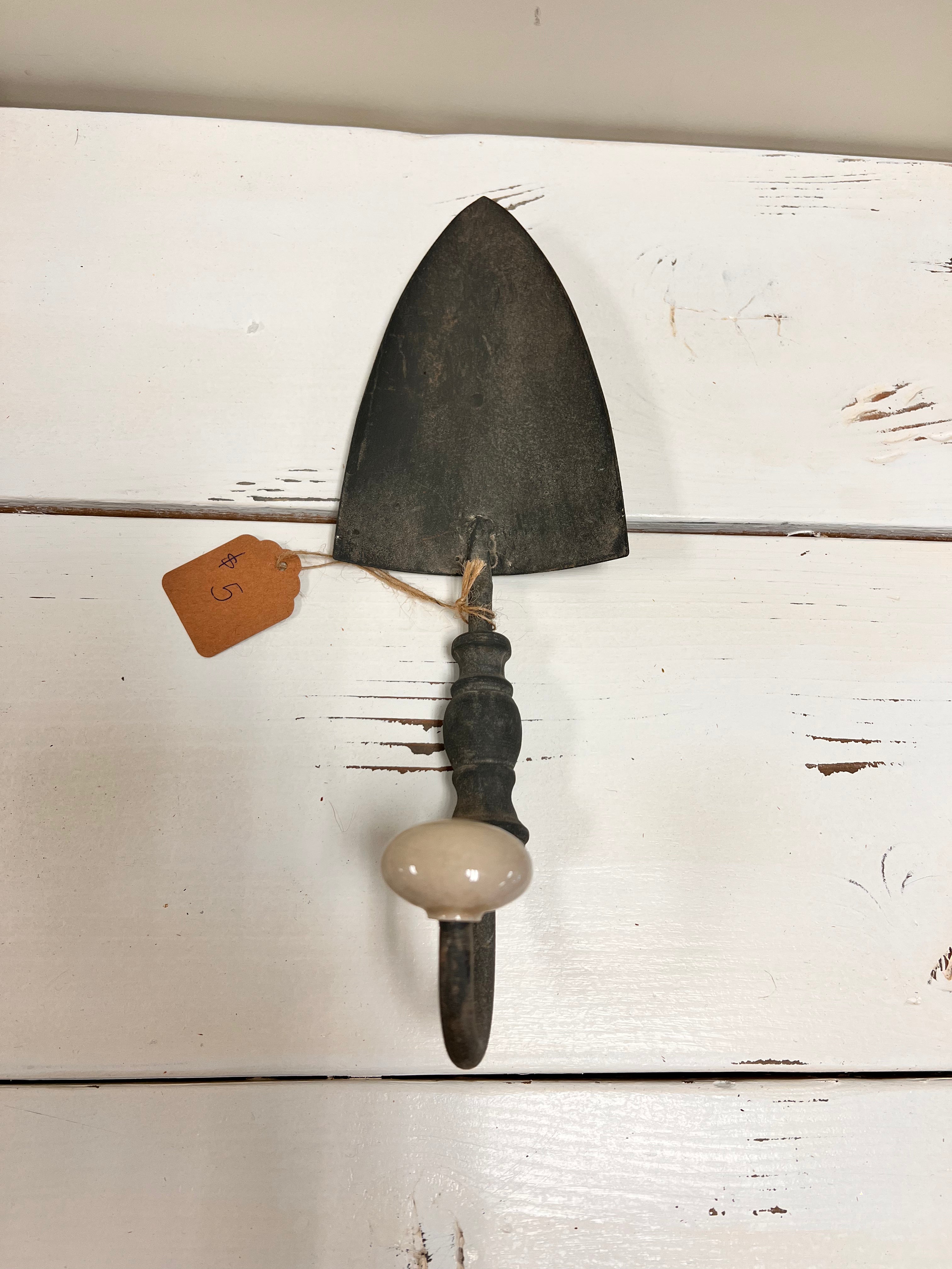 Shovel Hook