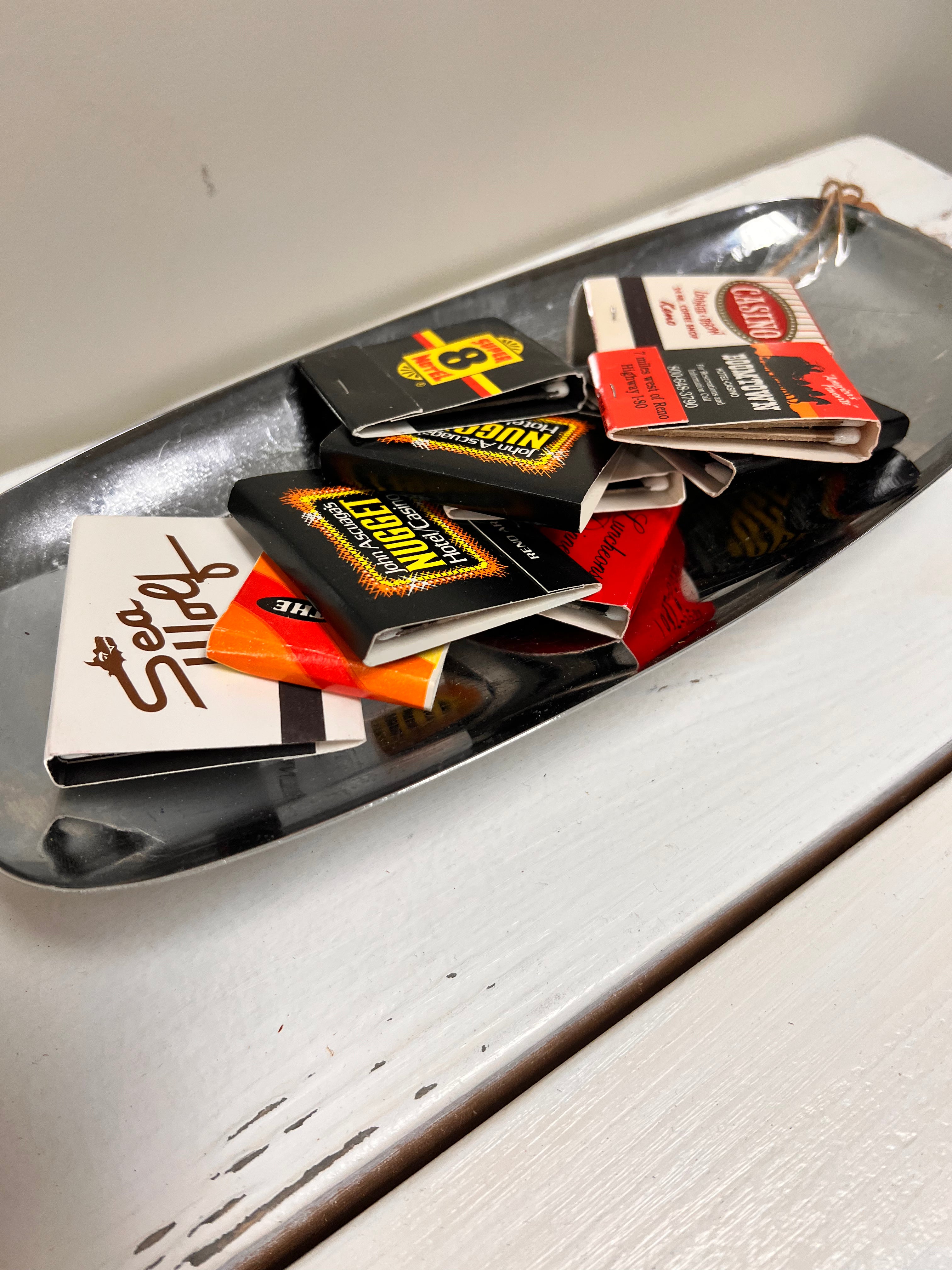 Tray w/Matches
