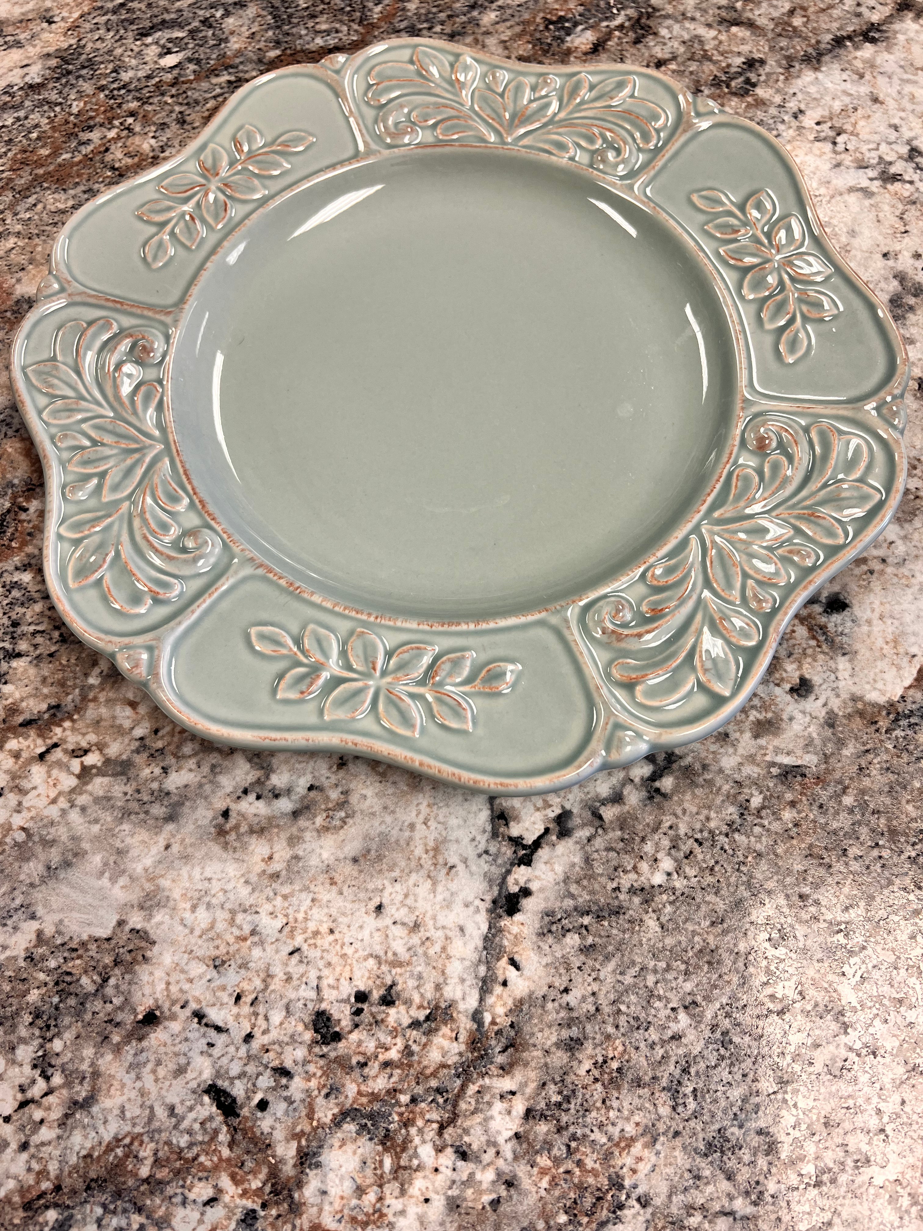 Isabella Plate