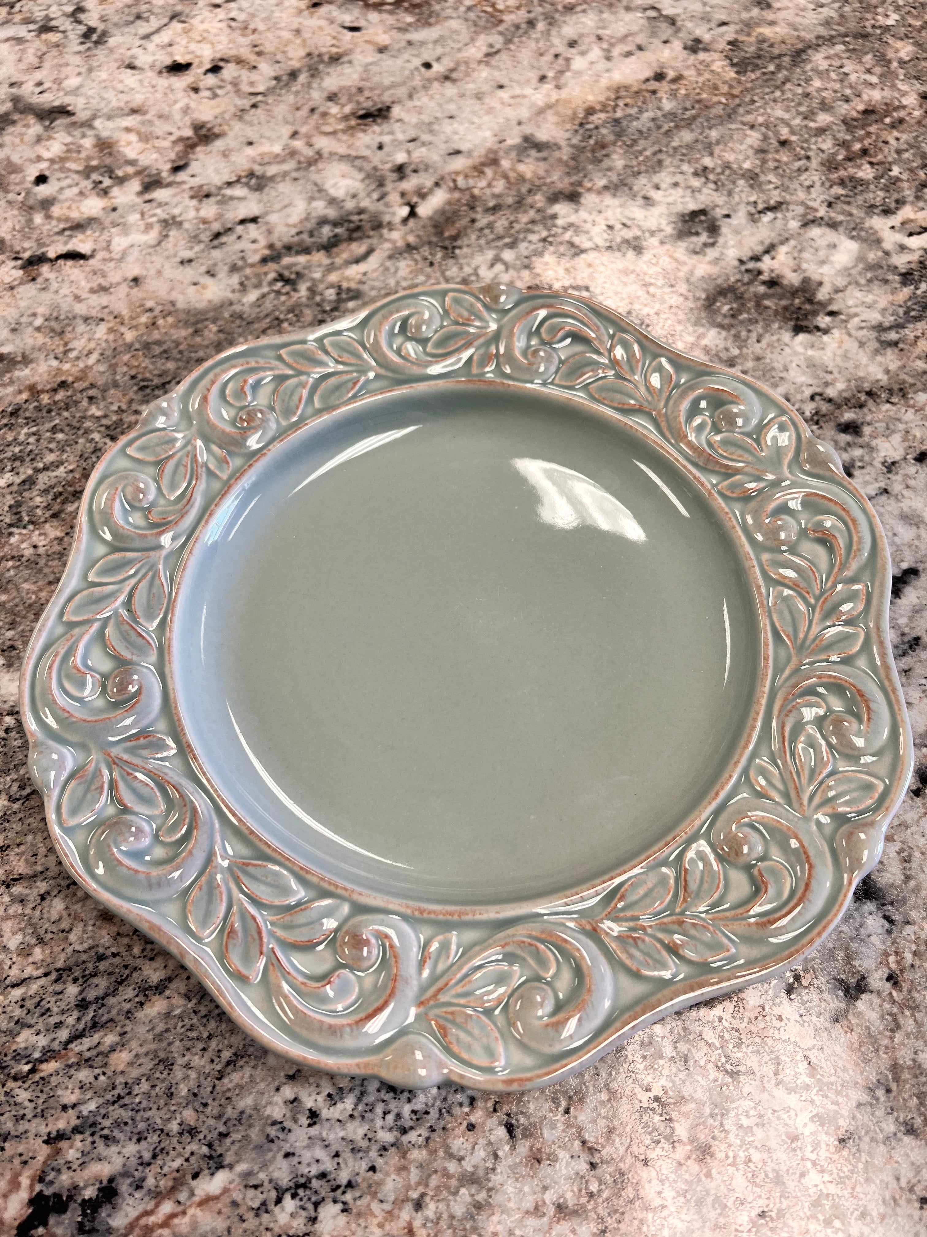 Isabella Plate
