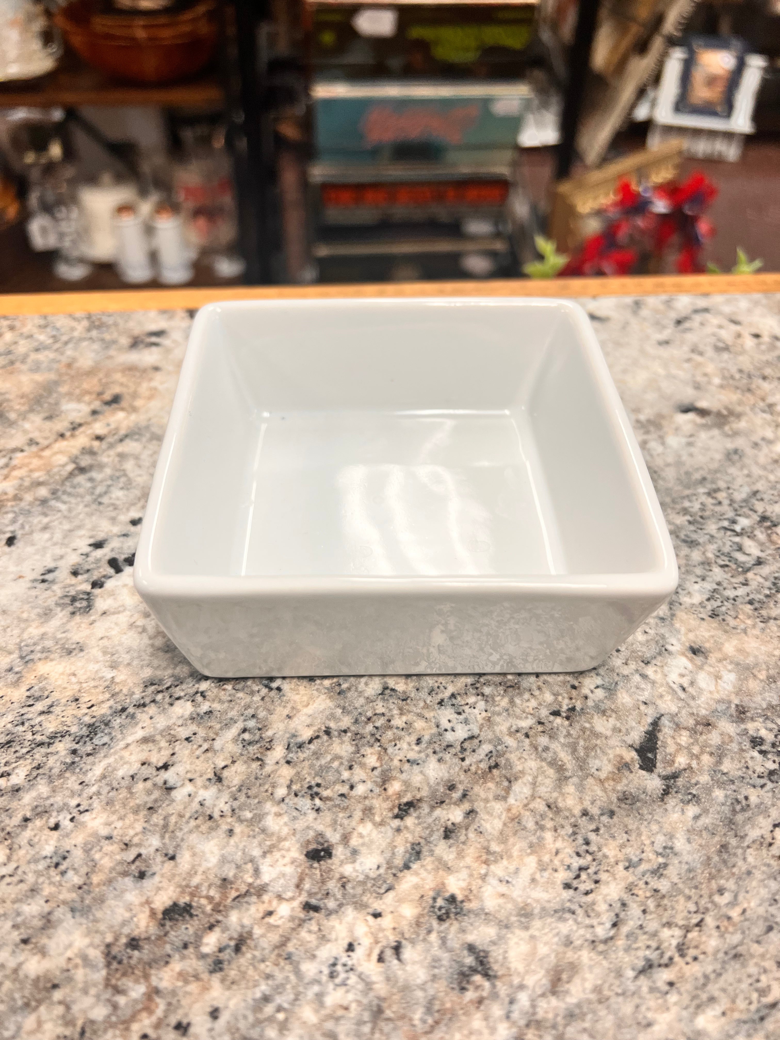 Sauce Dish