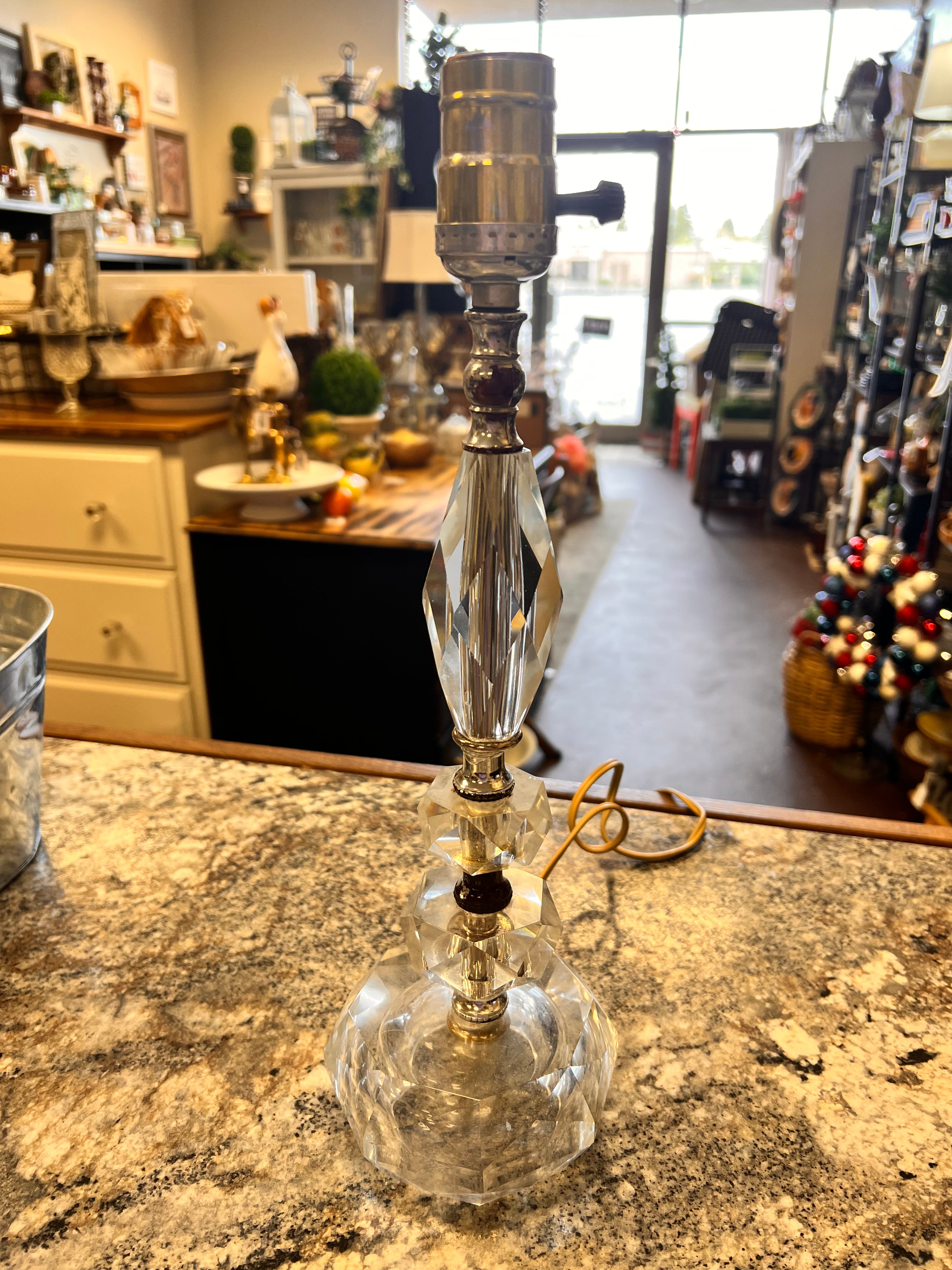 Vtg Table Lamp