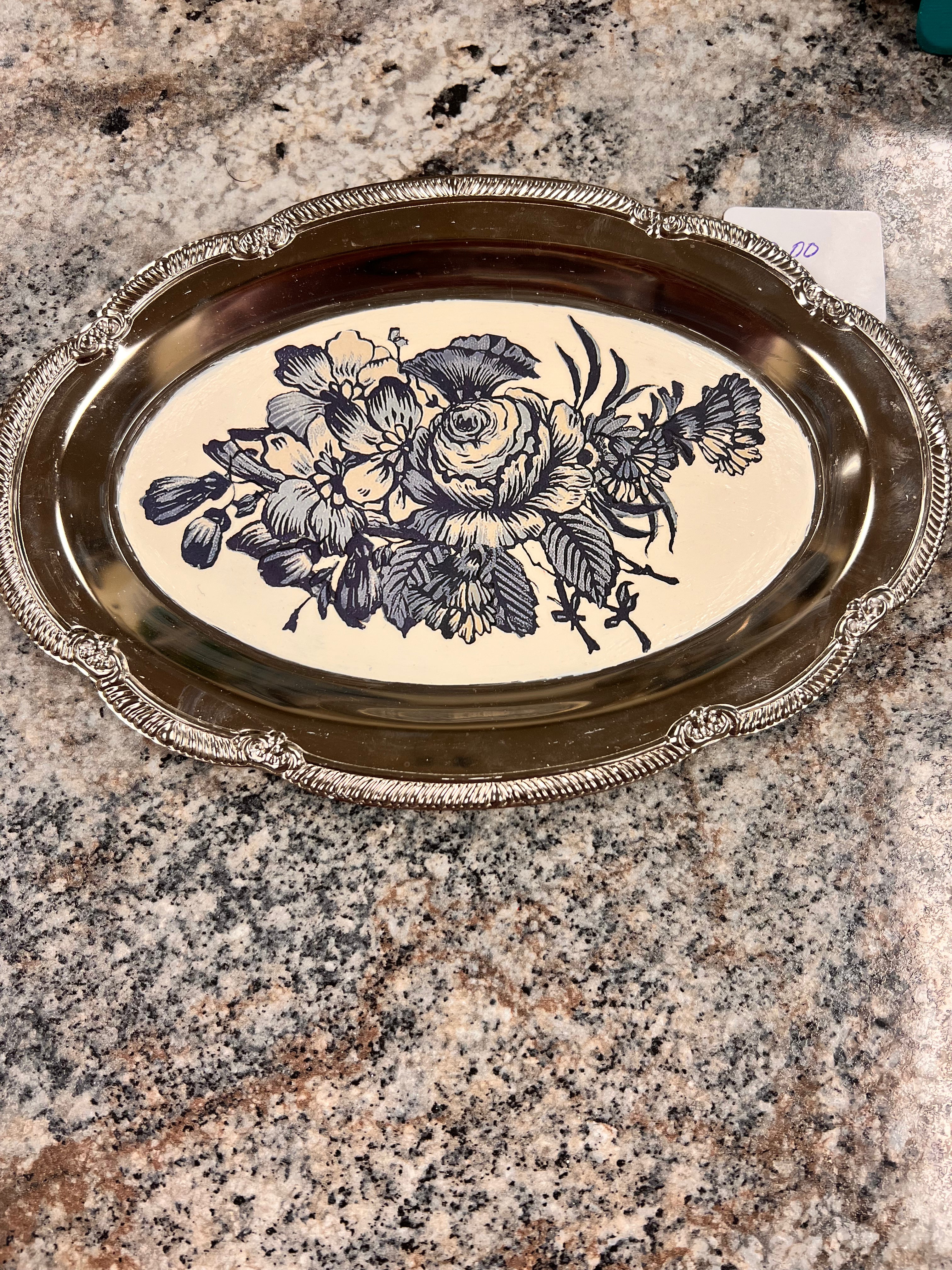 Tray