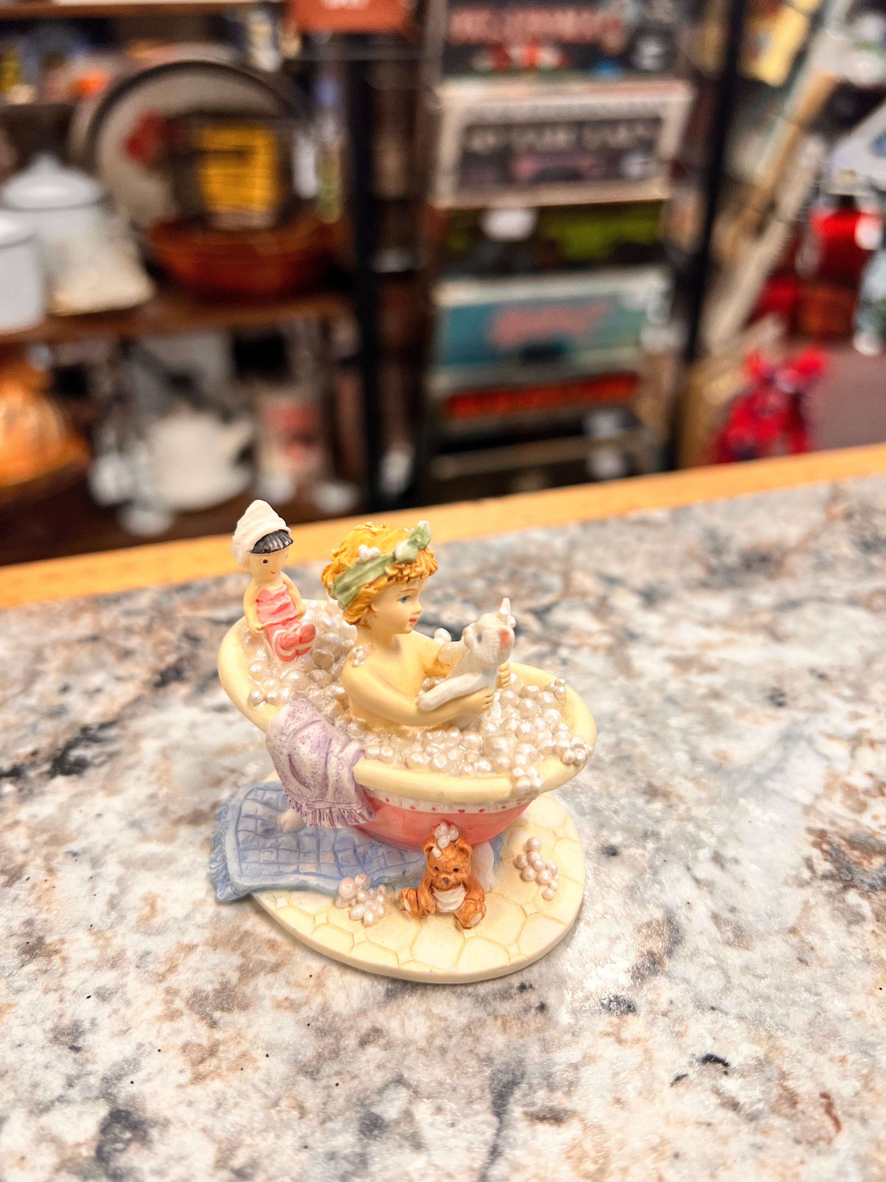 1993 Figurine