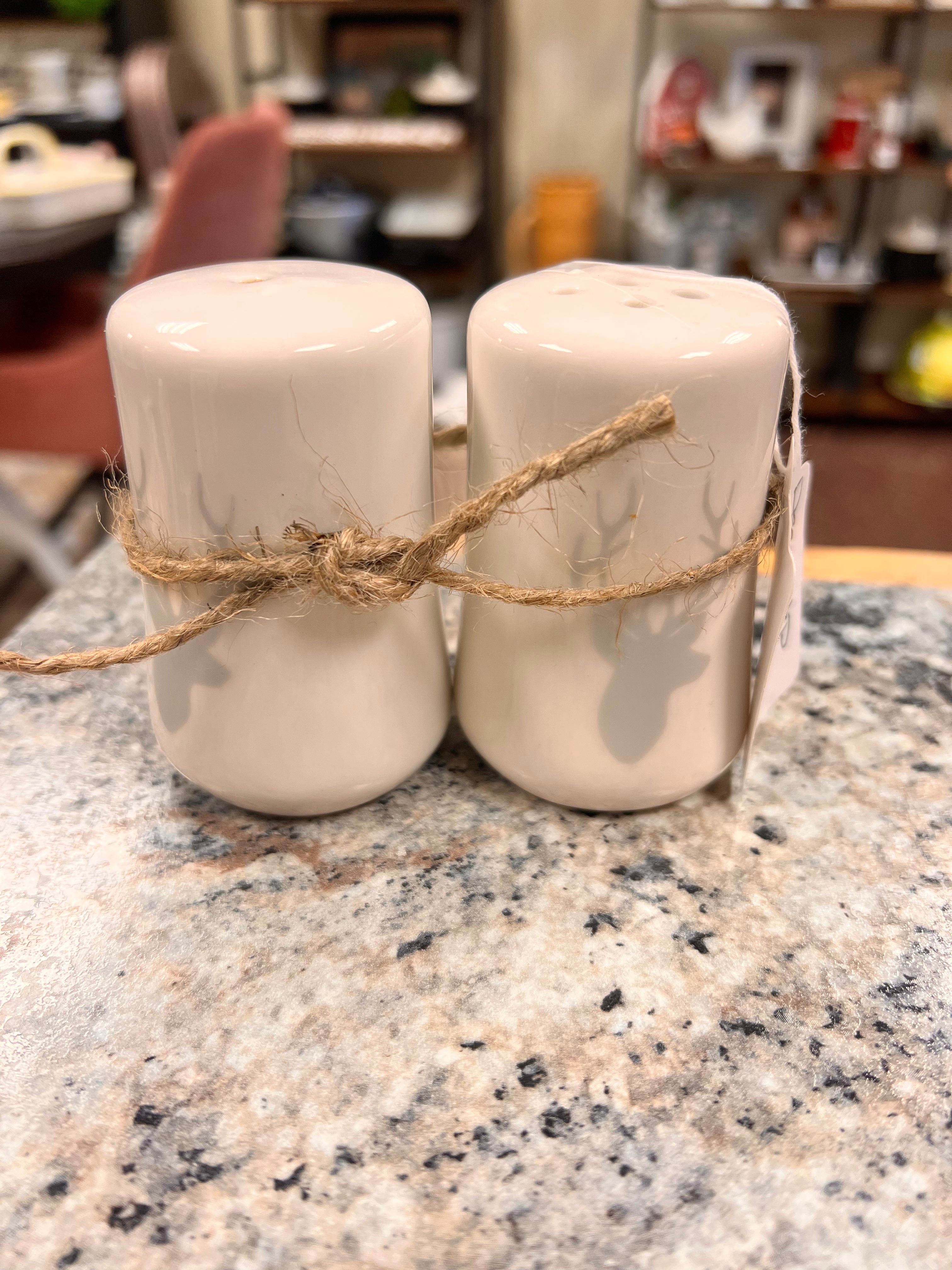 Deer Shaker Set