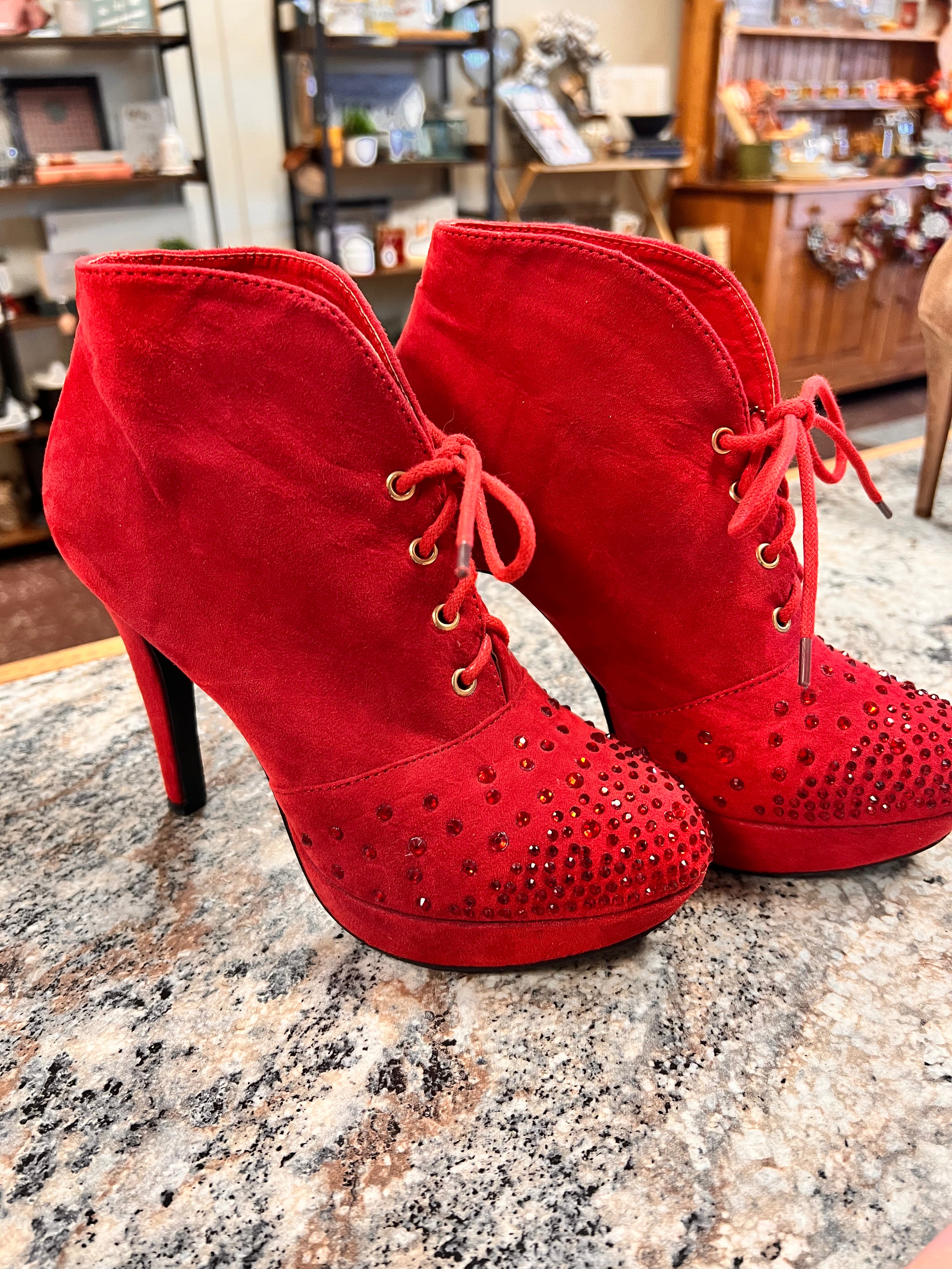 Red Heels 6.5
