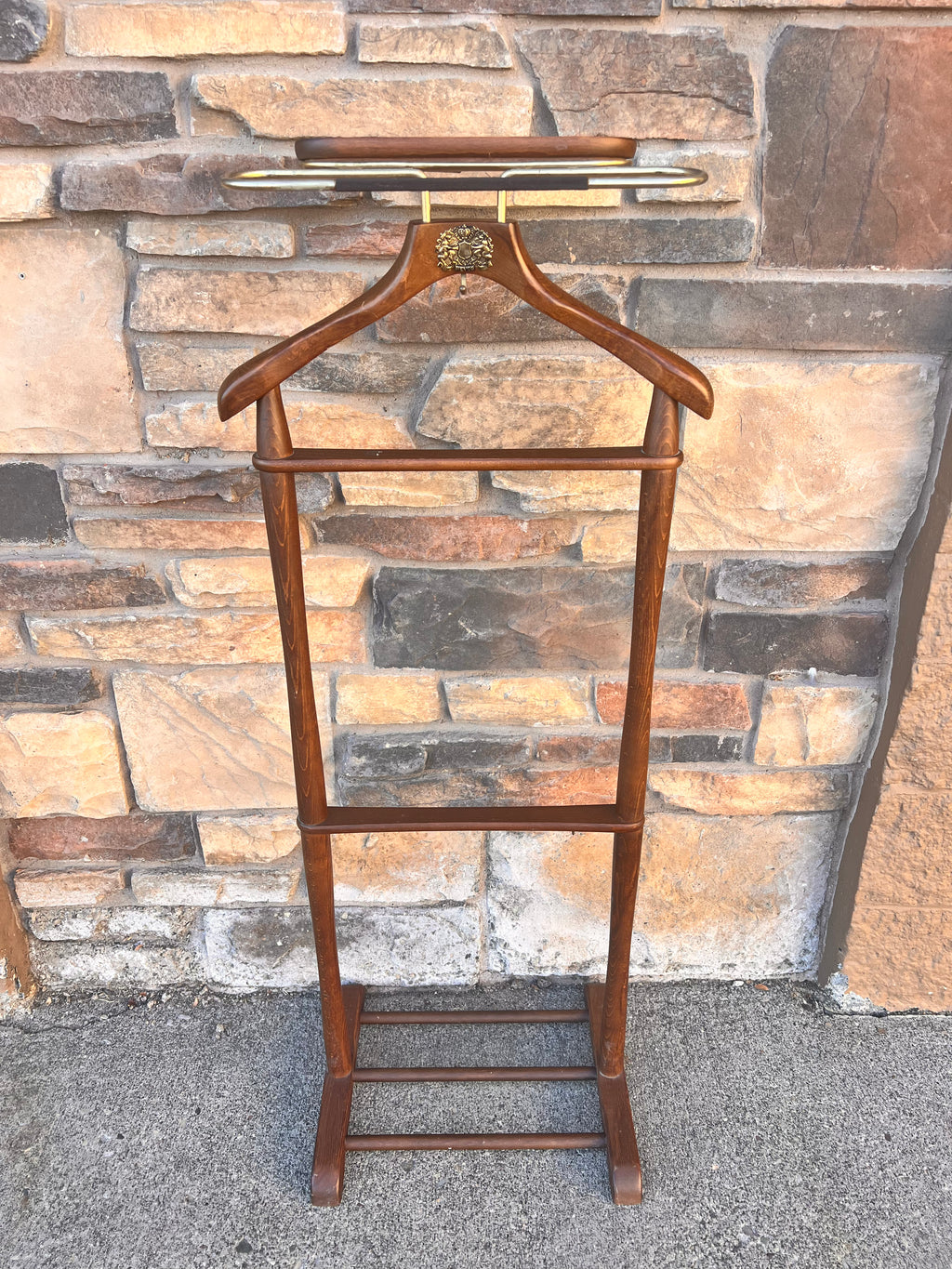 Gentlemen’s Valet Stand