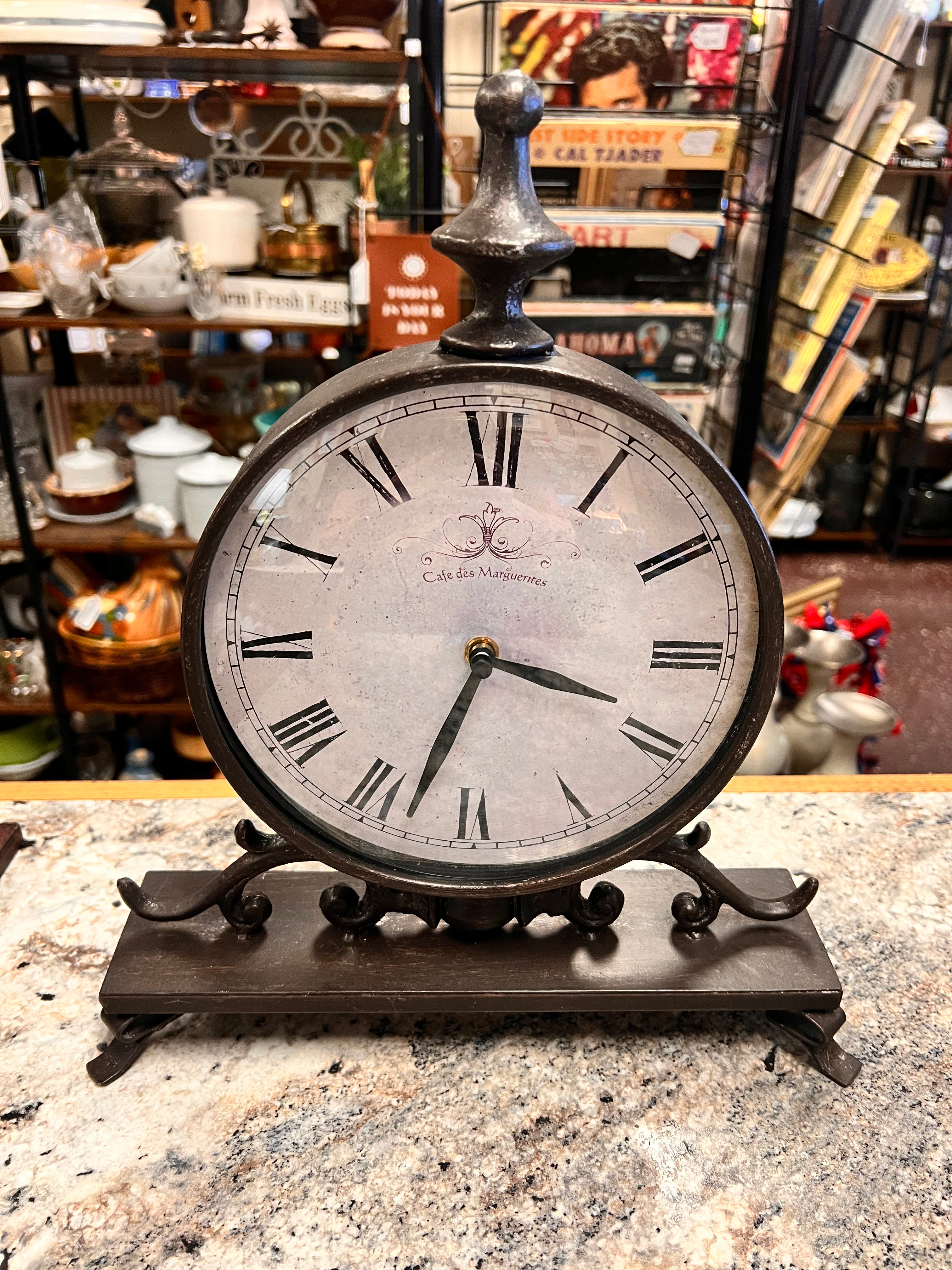 Mantle Clock