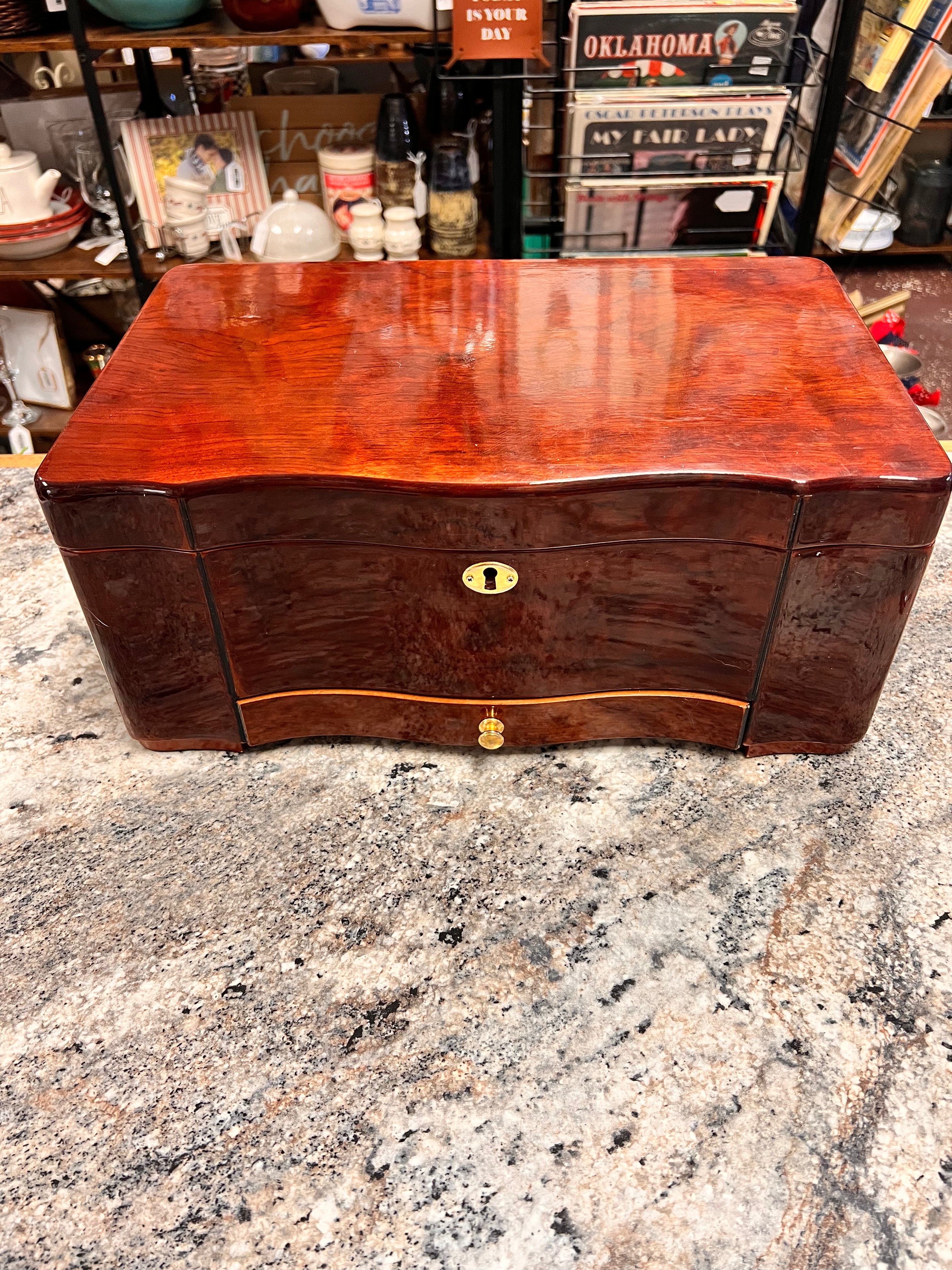Cigar Humidor Box