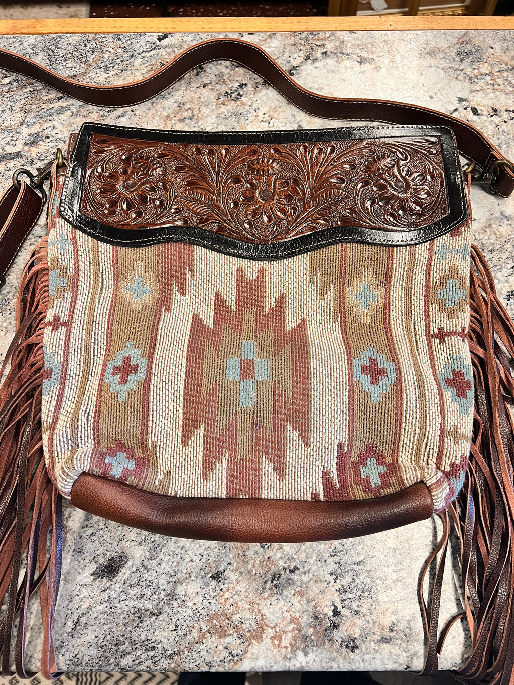 Myra Crossbody