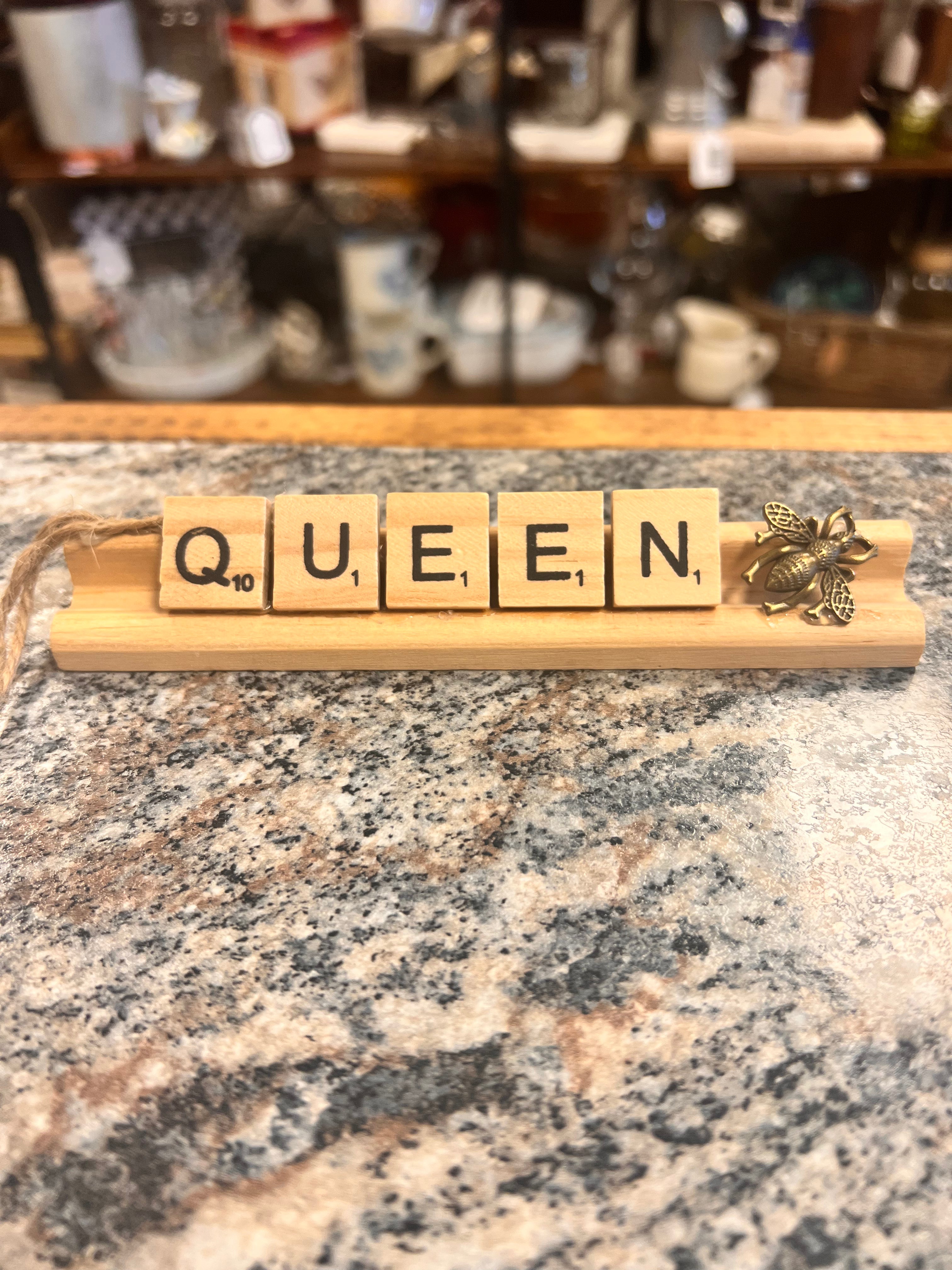 Queen Sign
