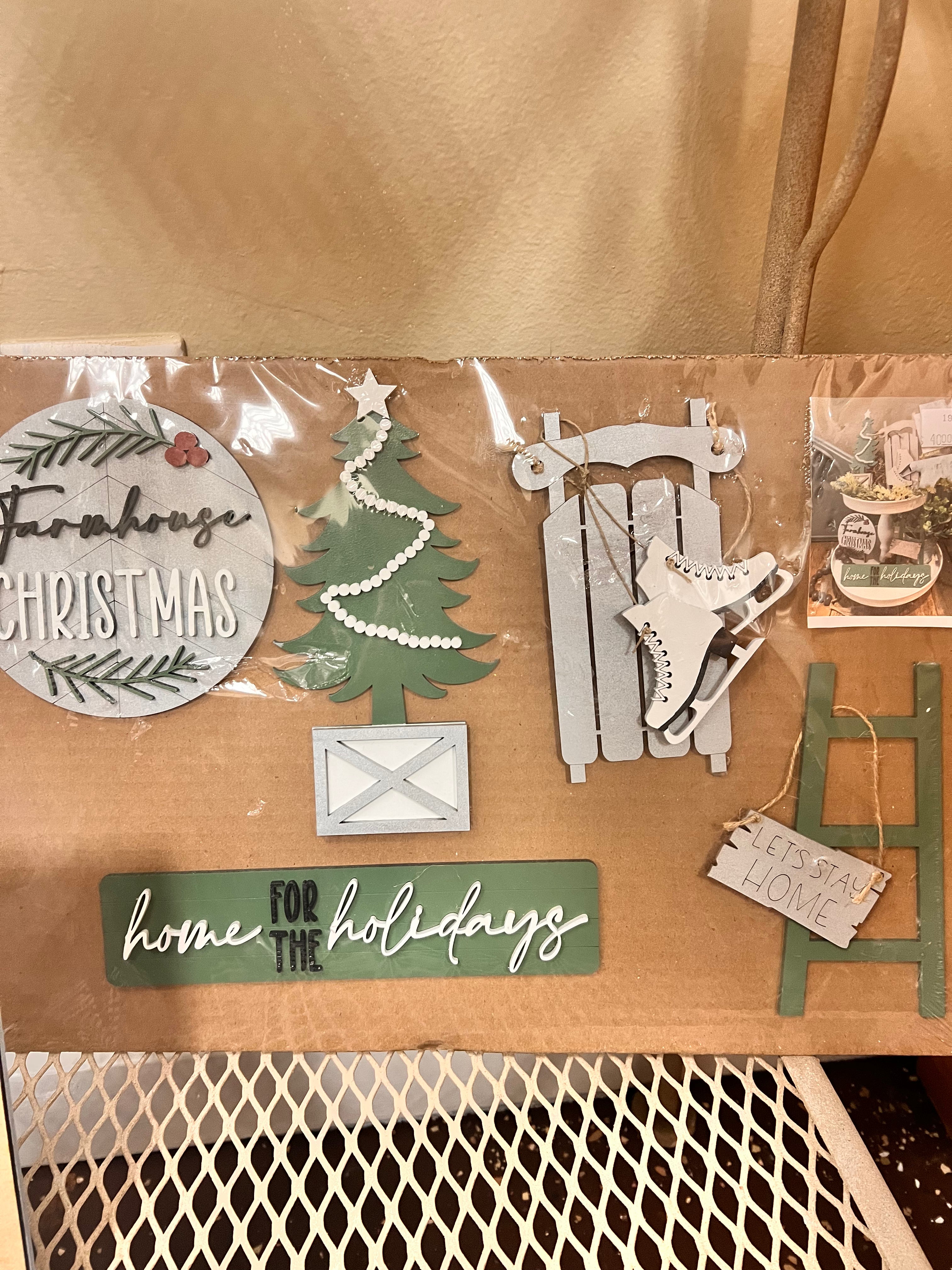 Farmhouse Christmas Tiered Tray Set