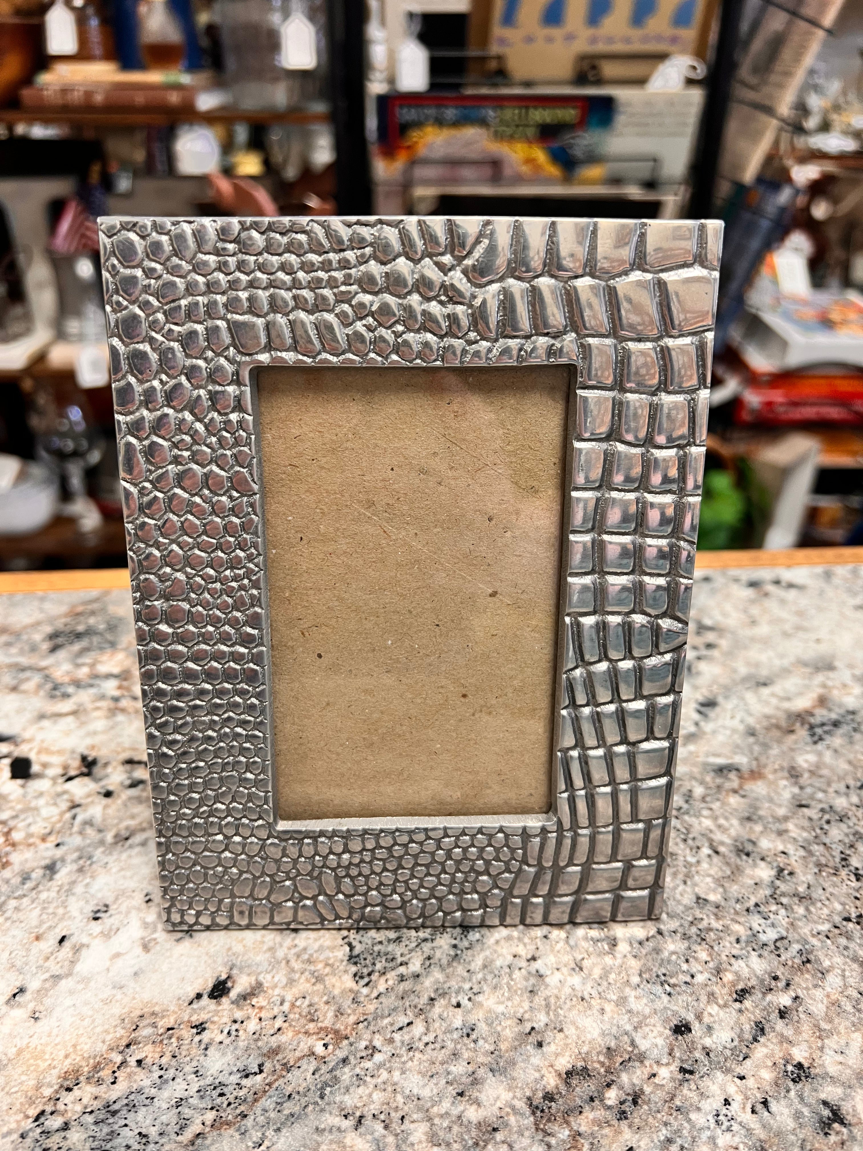 Small Frame