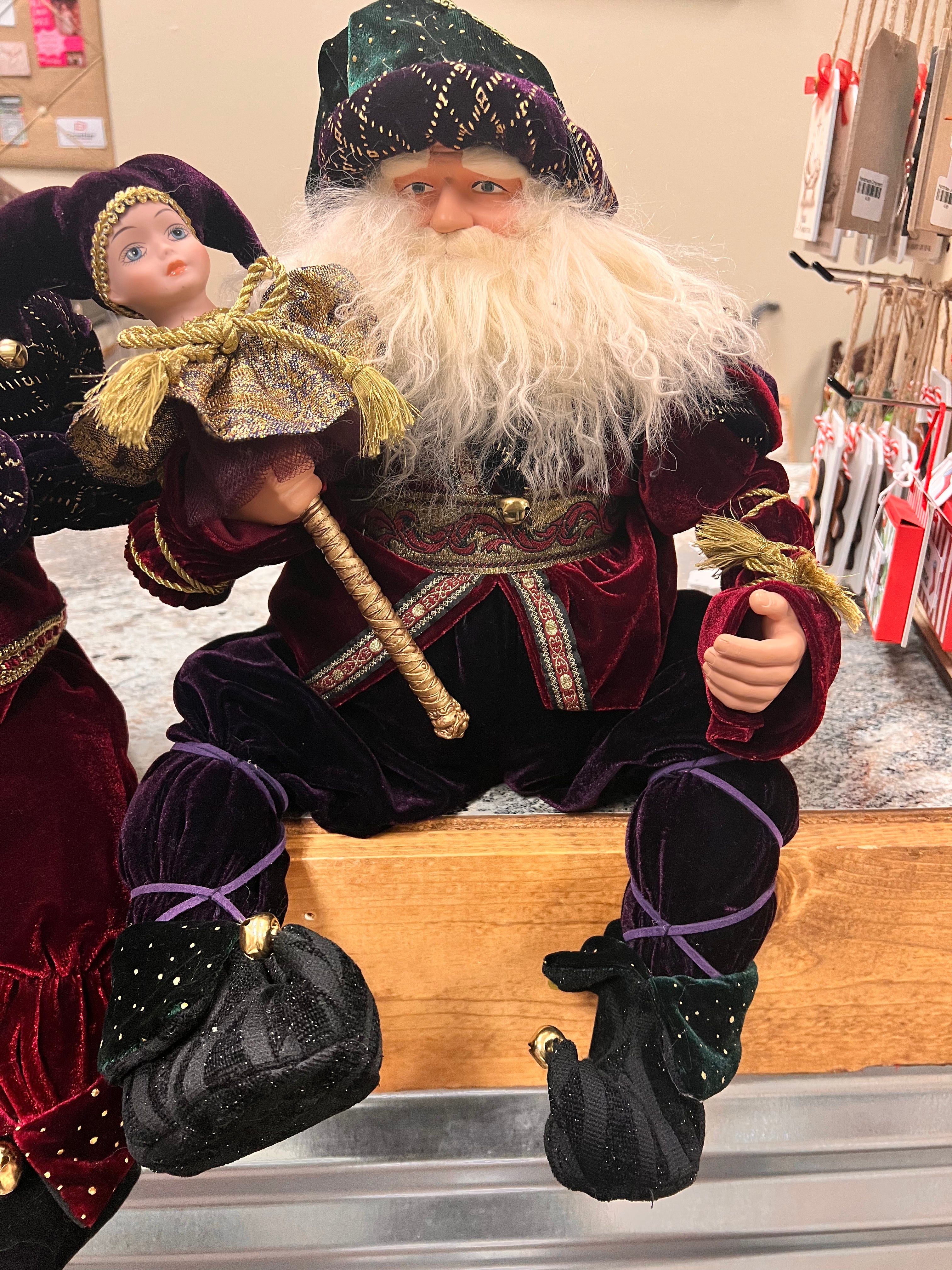Santa Shelf Sitter