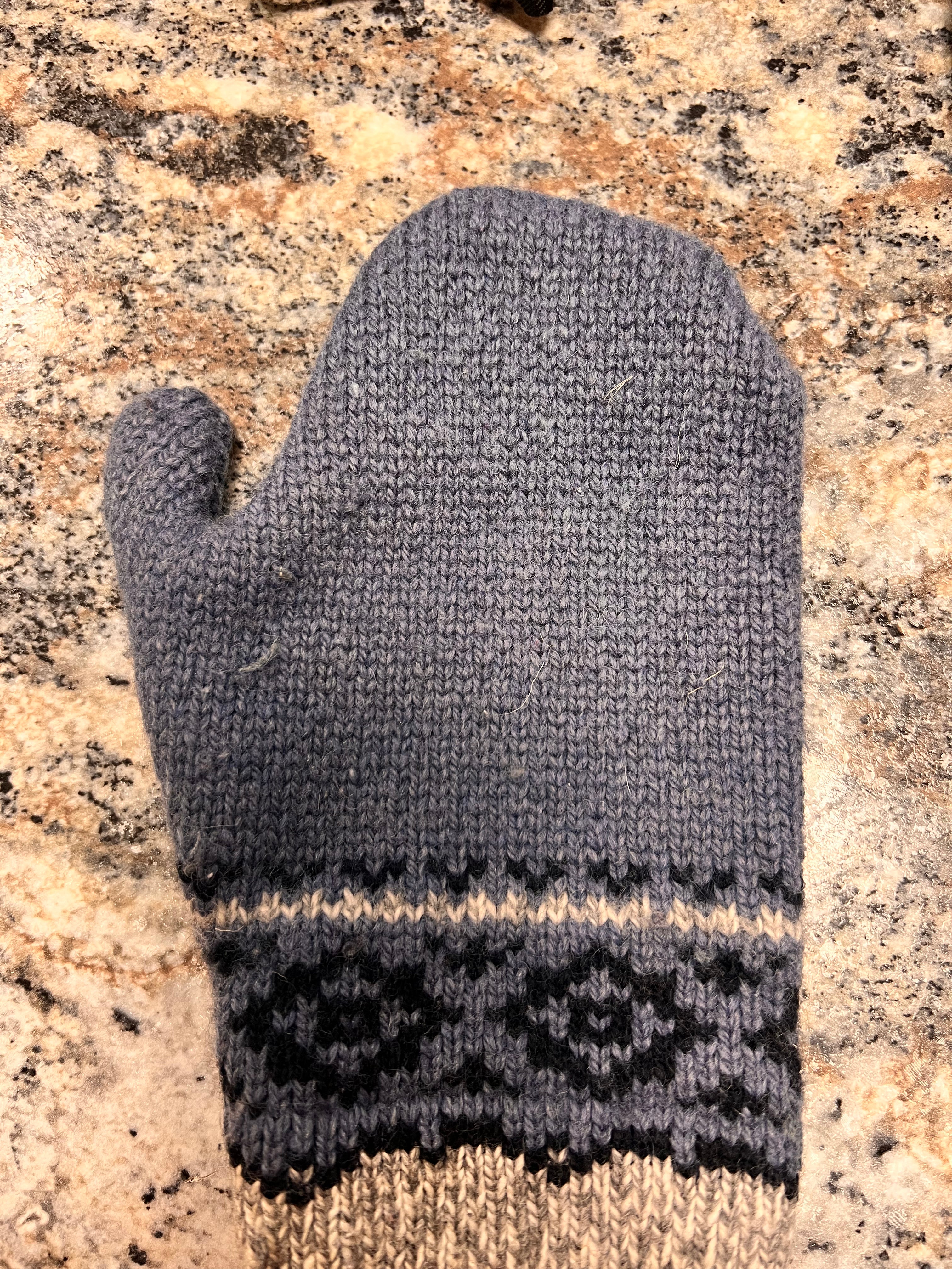 Mitten Decor